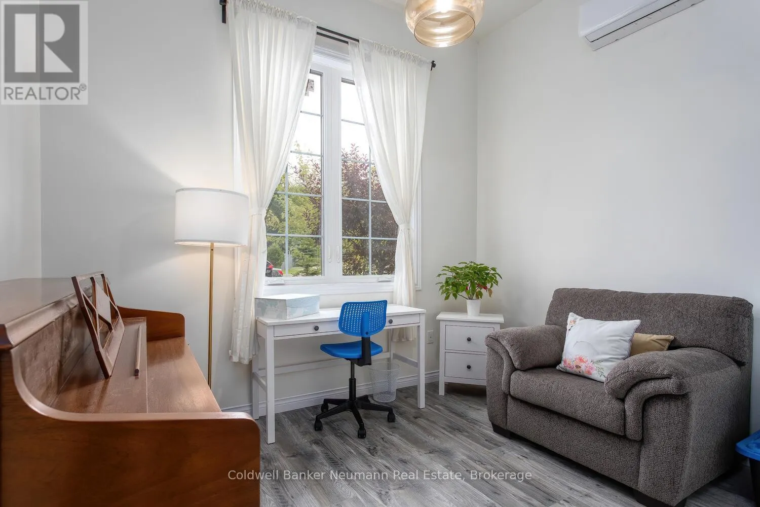 178 FREDERICK STREET W