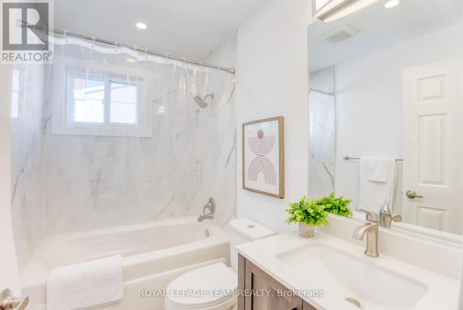 21 EQUESTRIAN DRIVE