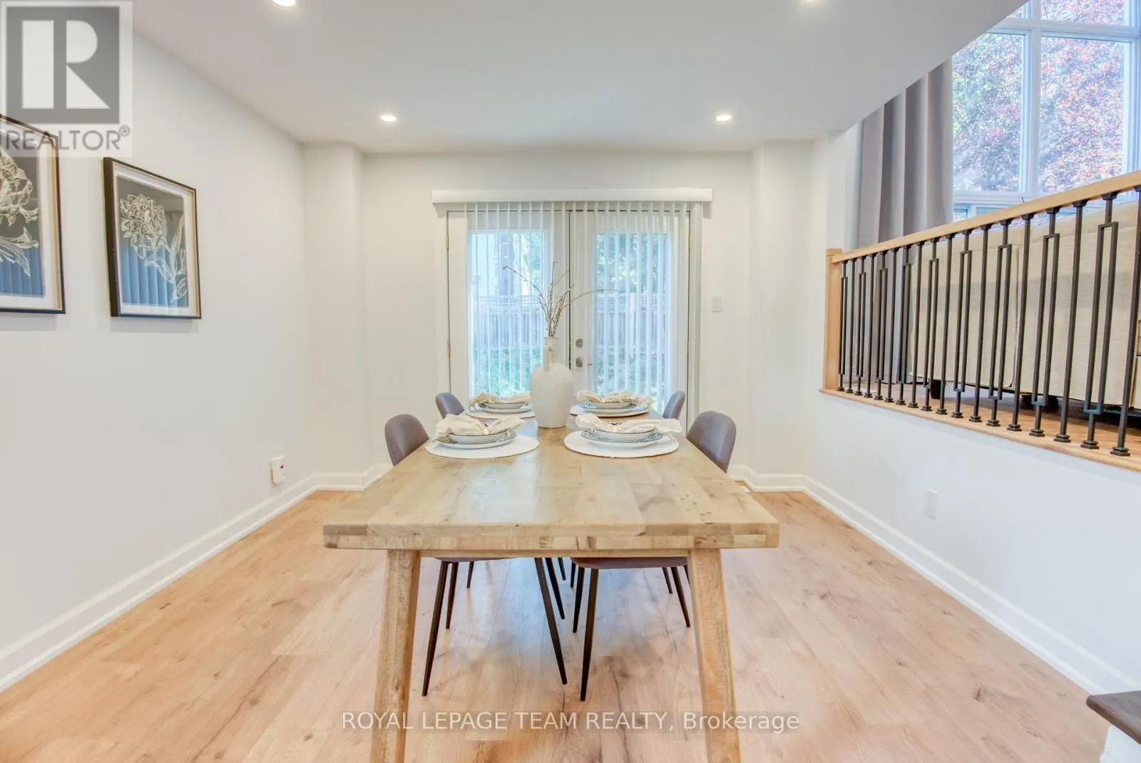 21 EQUESTRIAN DRIVE