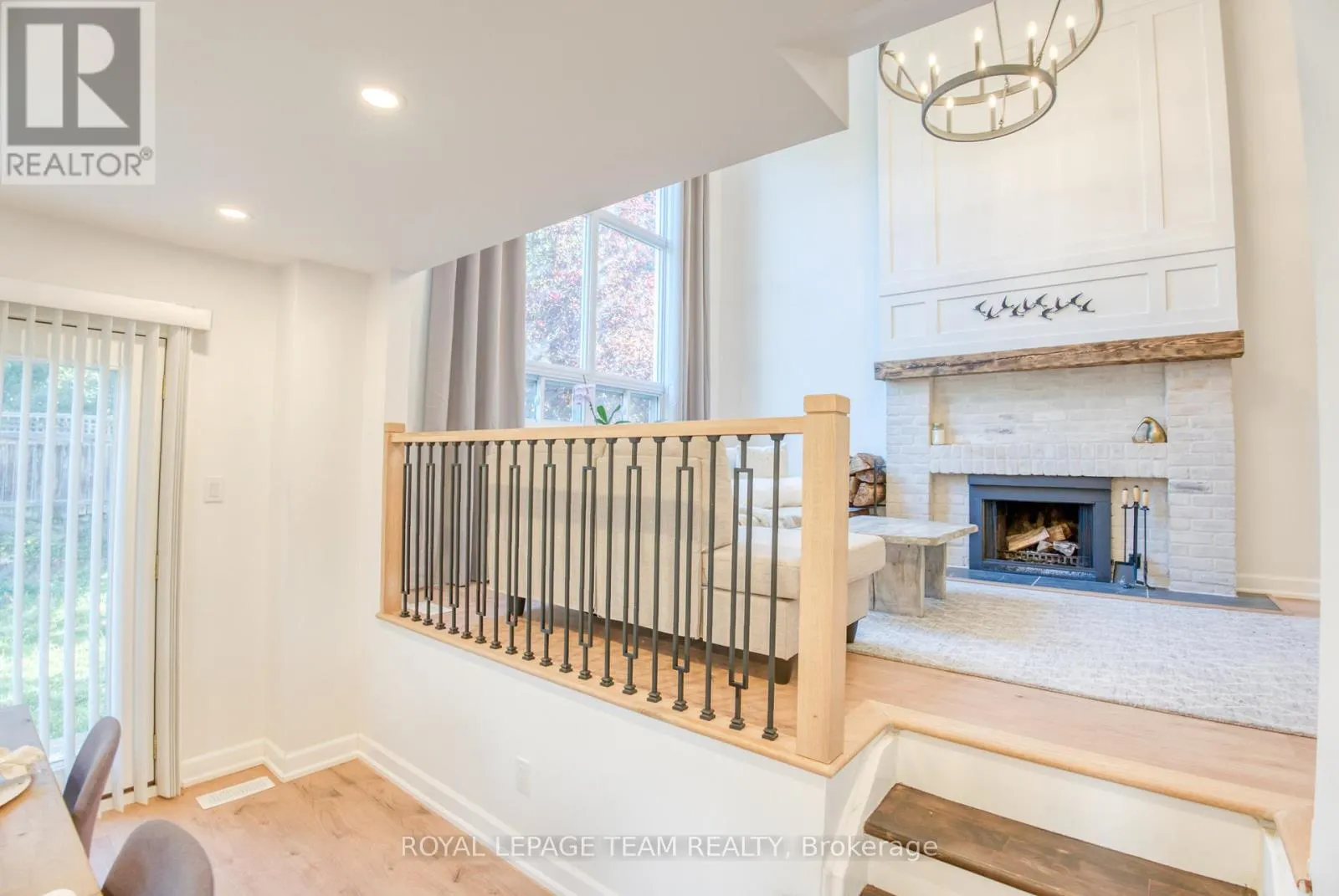 21 EQUESTRIAN DRIVE