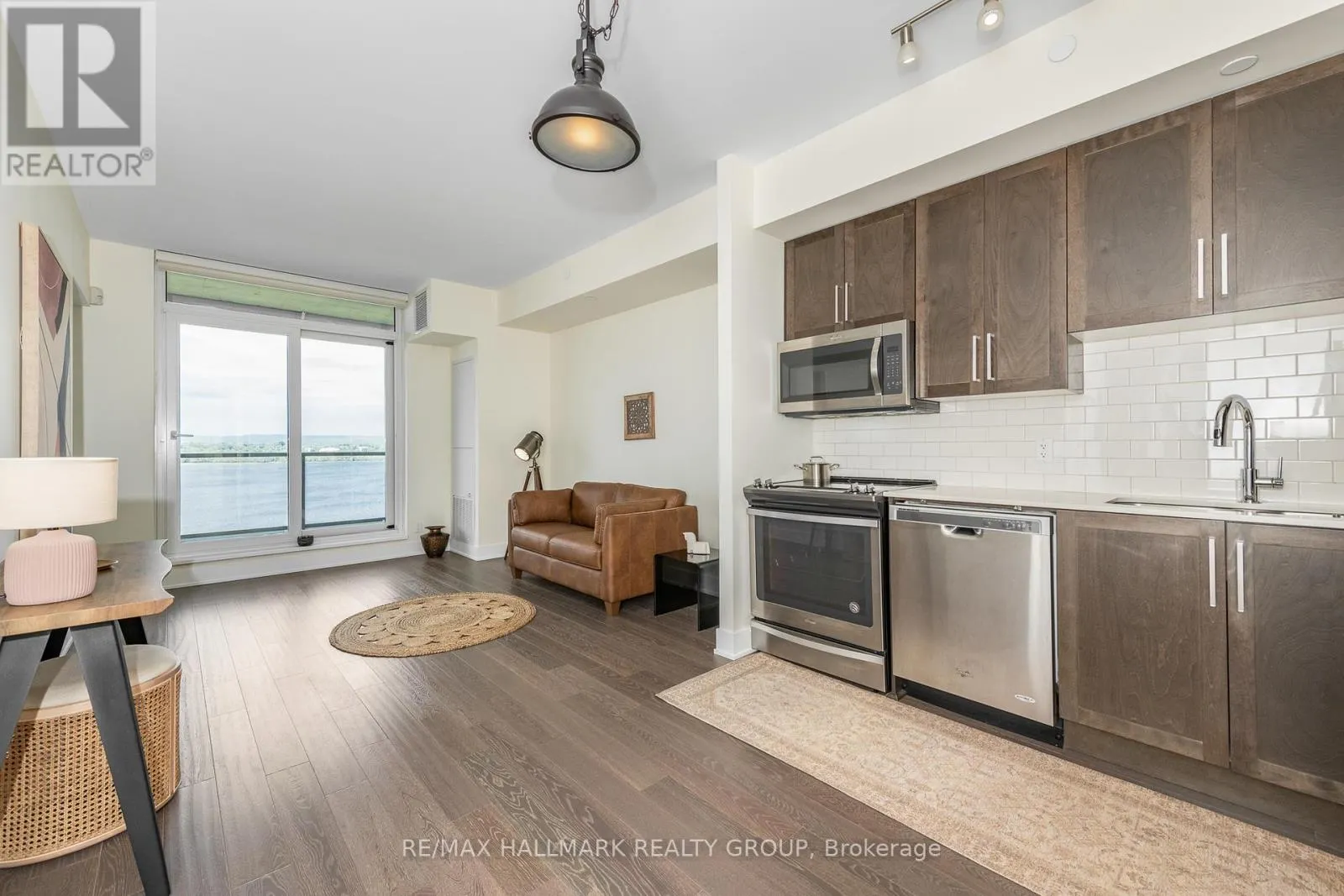 1104 - 485 RICHMOND ROAD