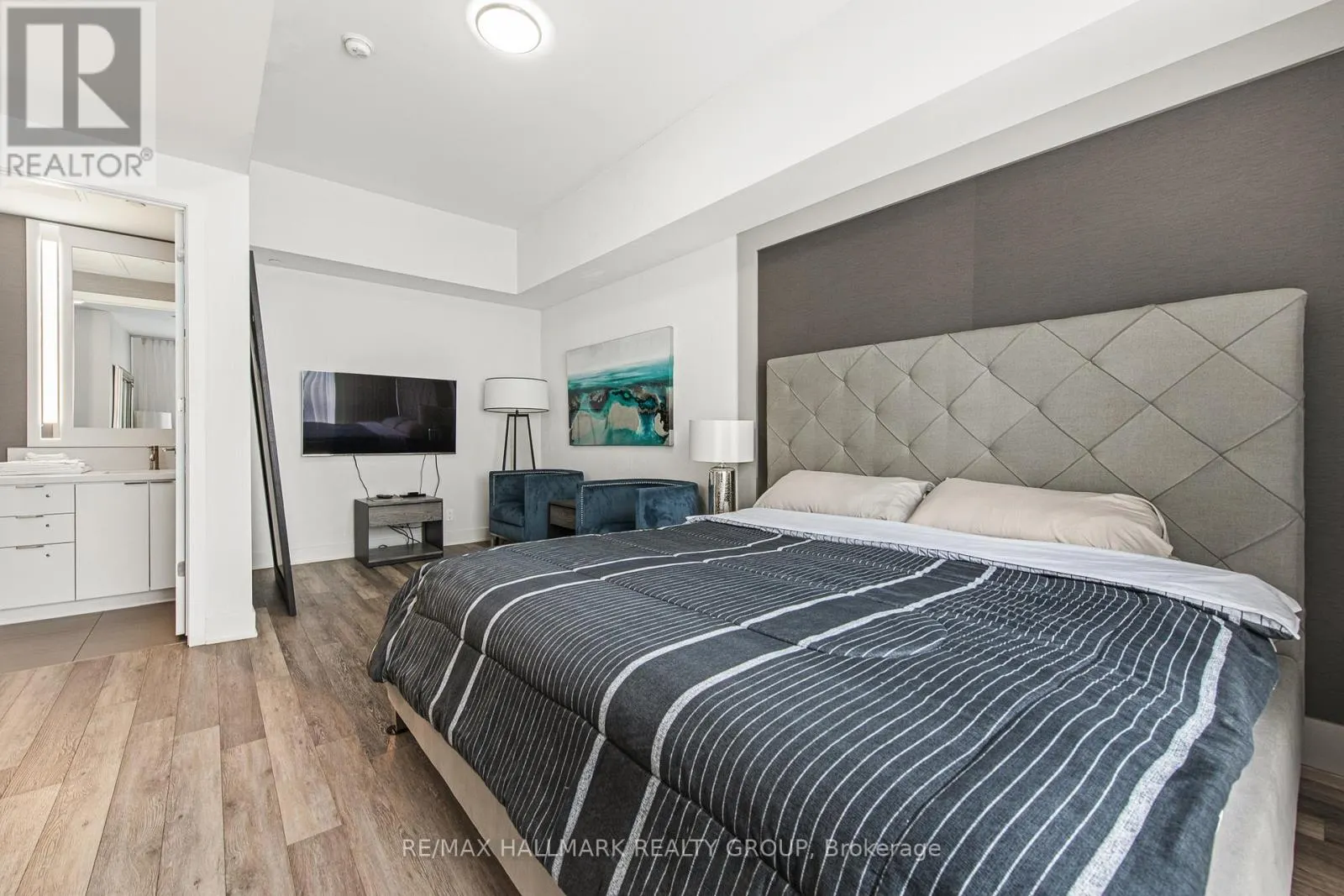 1104 - 485 RICHMOND ROAD