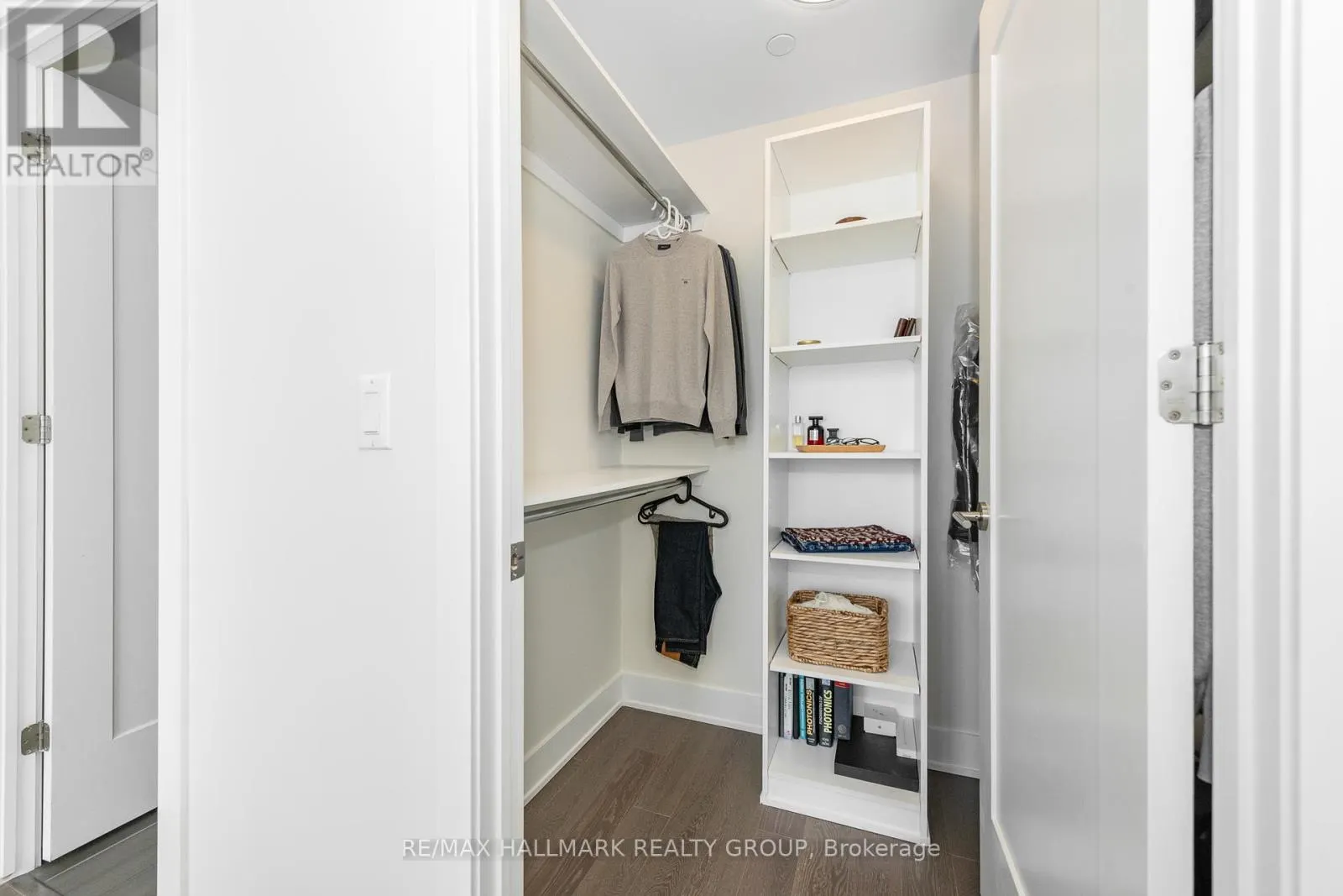 1104 - 485 RICHMOND ROAD