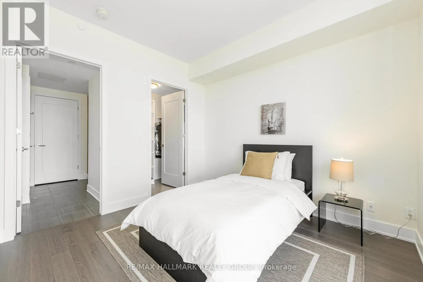 1104 - 485 RICHMOND ROAD