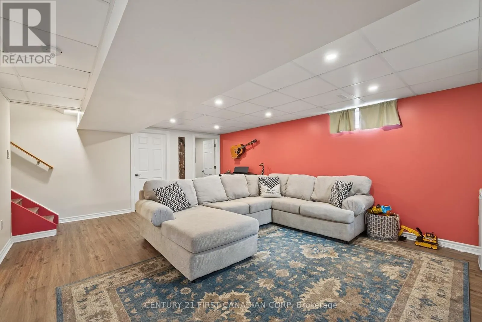 10 RICKWOOD PLACE