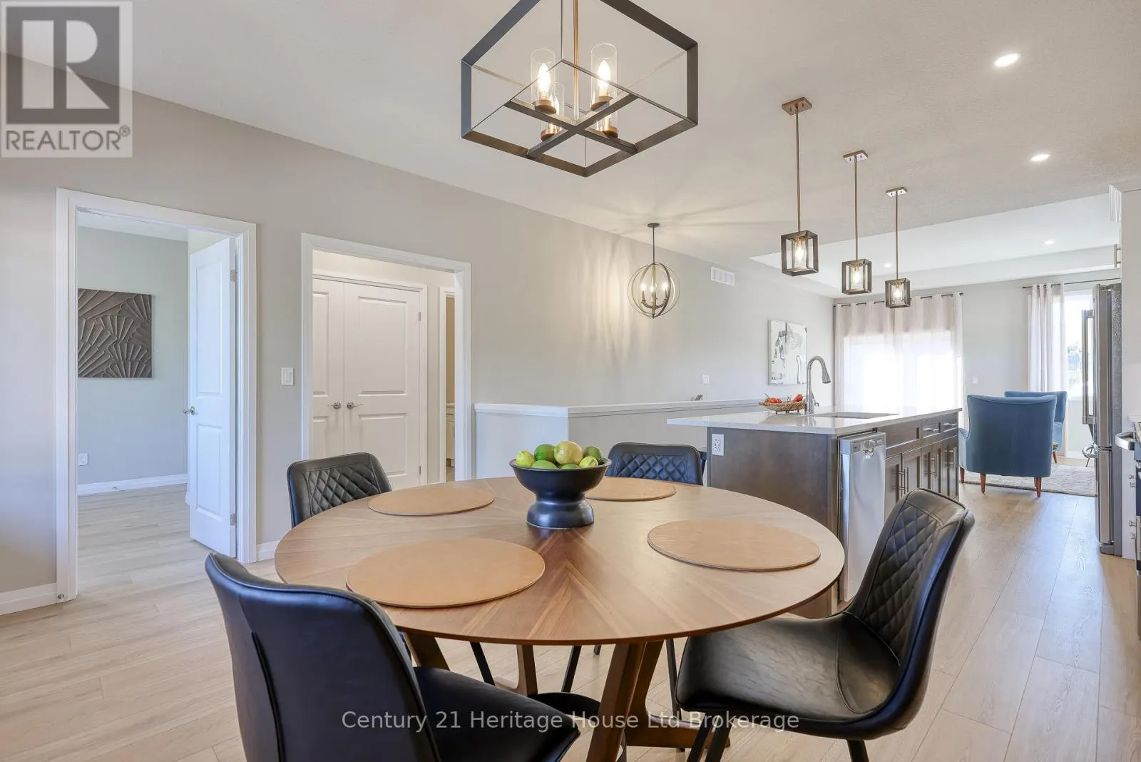 12 - 19 ANDERSON STREET, #12