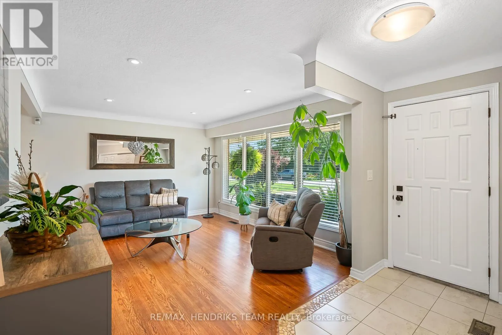 7 KAMLA DRIVE