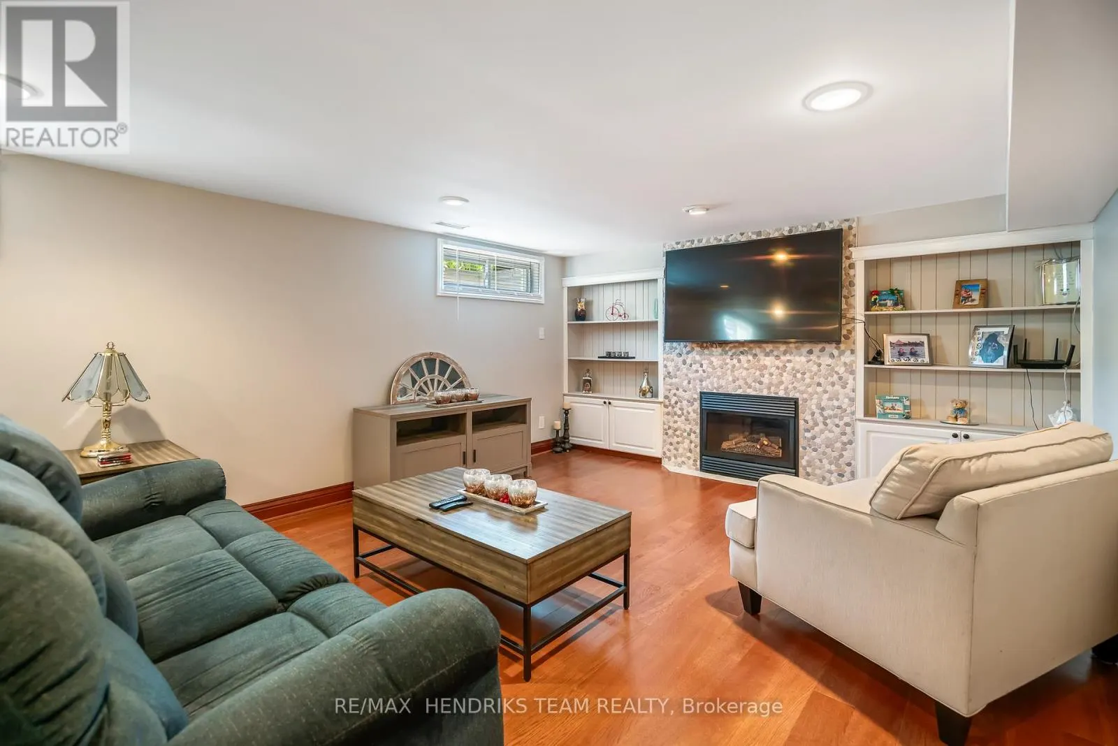 7 KAMLA DRIVE