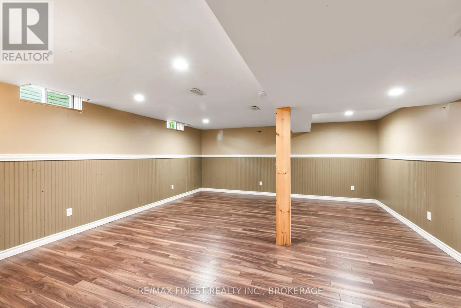 1135 BASSWOOD PLACE
