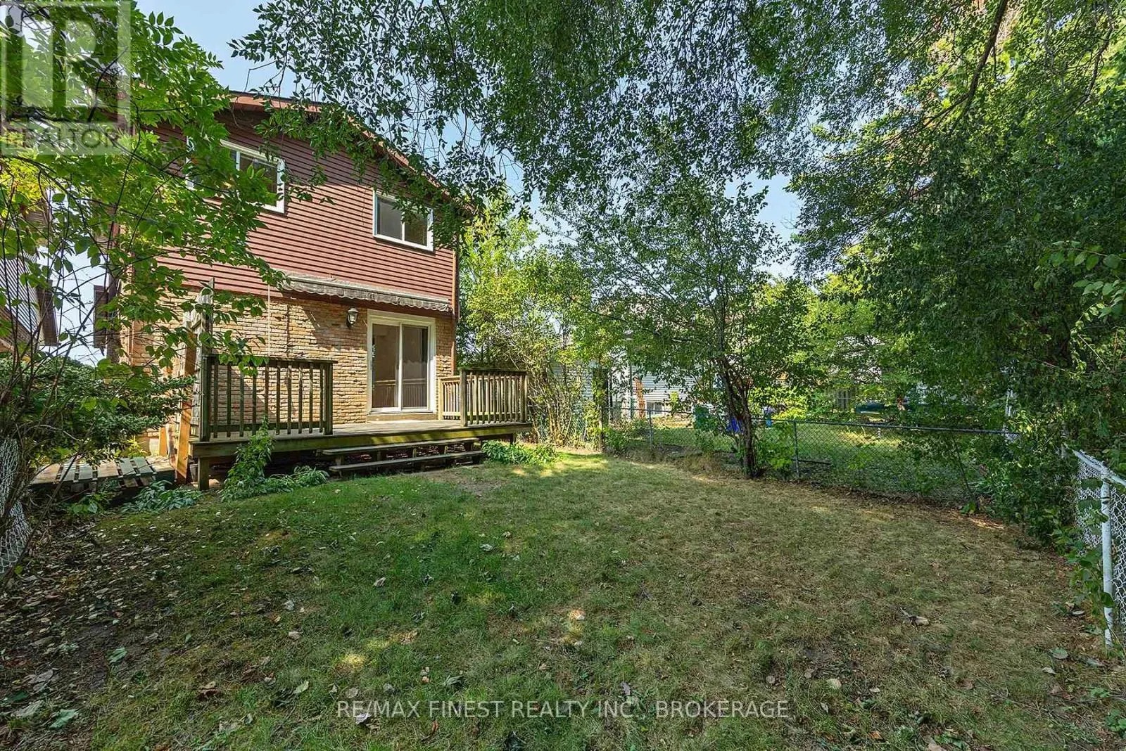 1135 BASSWOOD PLACE