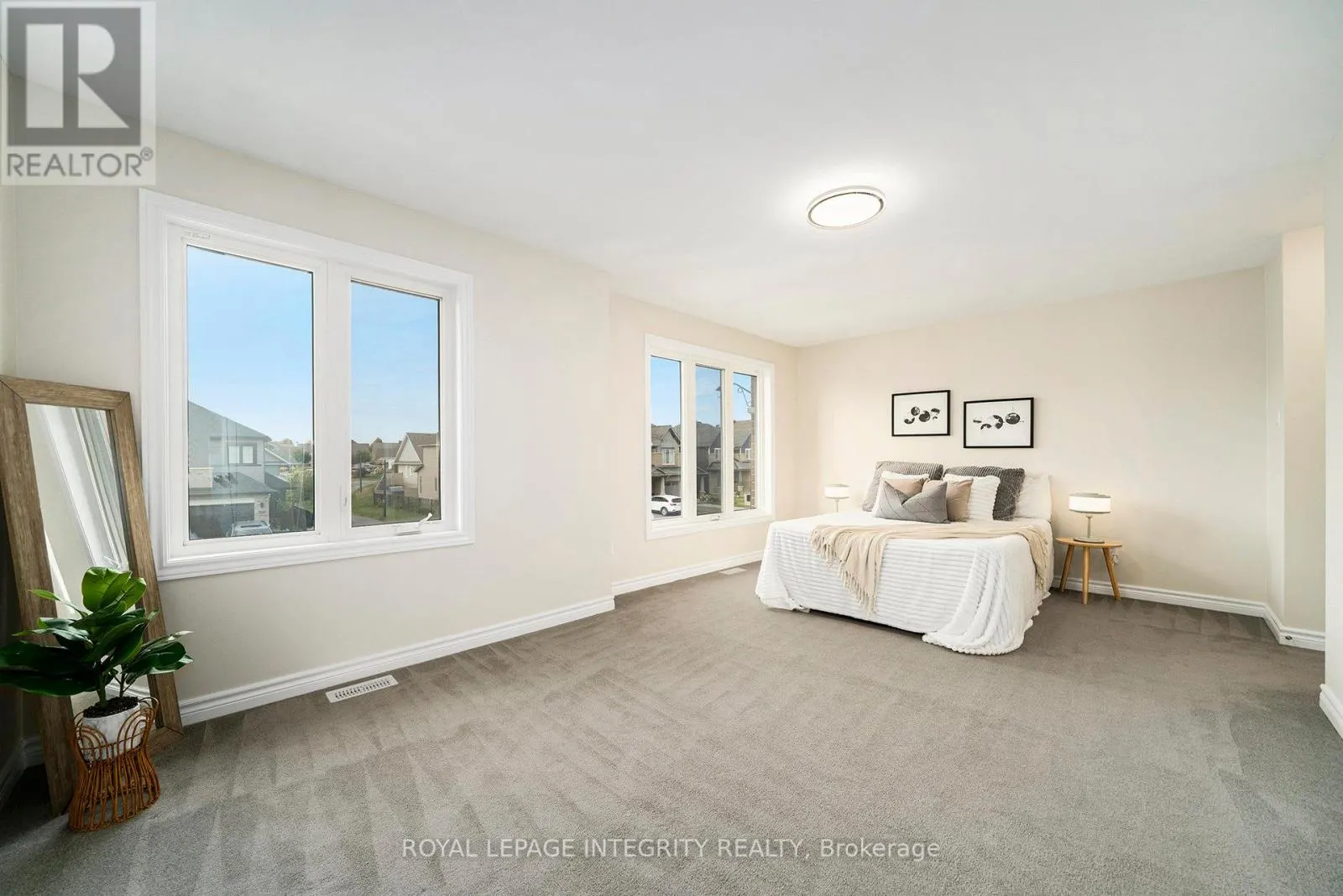 540 EDENWYLDE DRIVE
