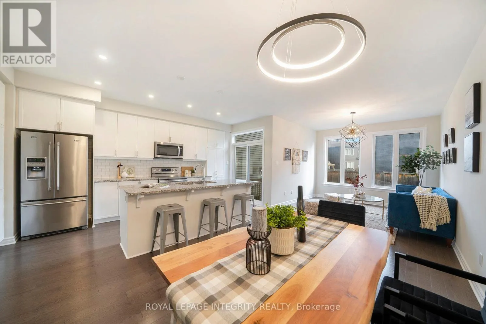 540 EDENWYLDE DRIVE