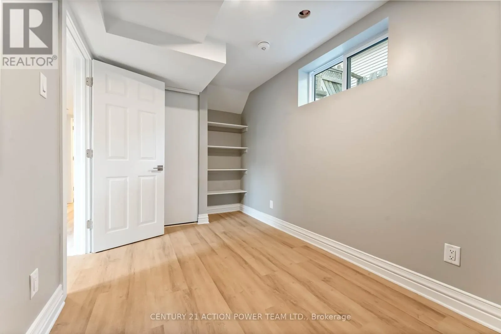 B - 427 GRASSLAND TERRACE