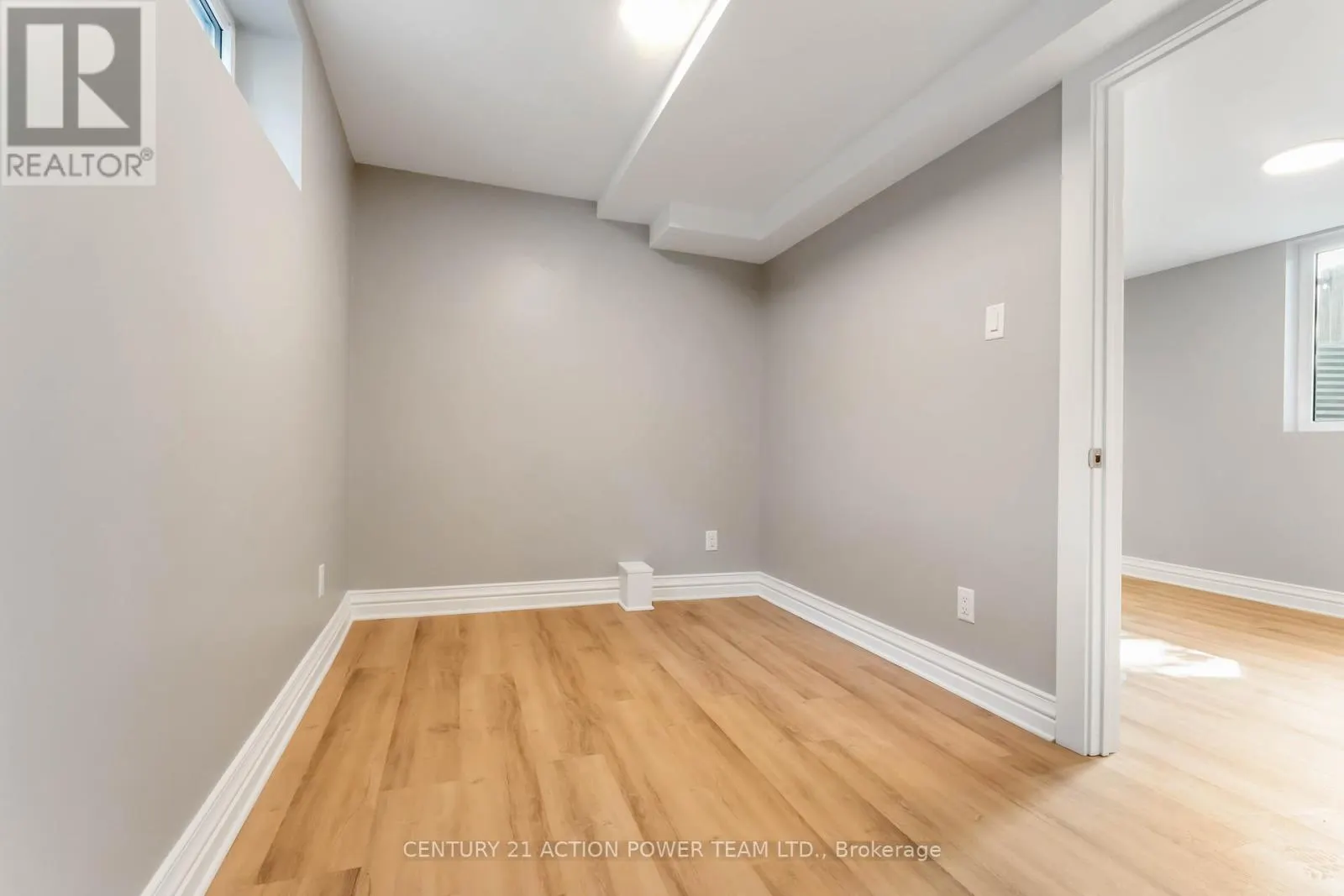 B - 427 GRASSLAND TERRACE
