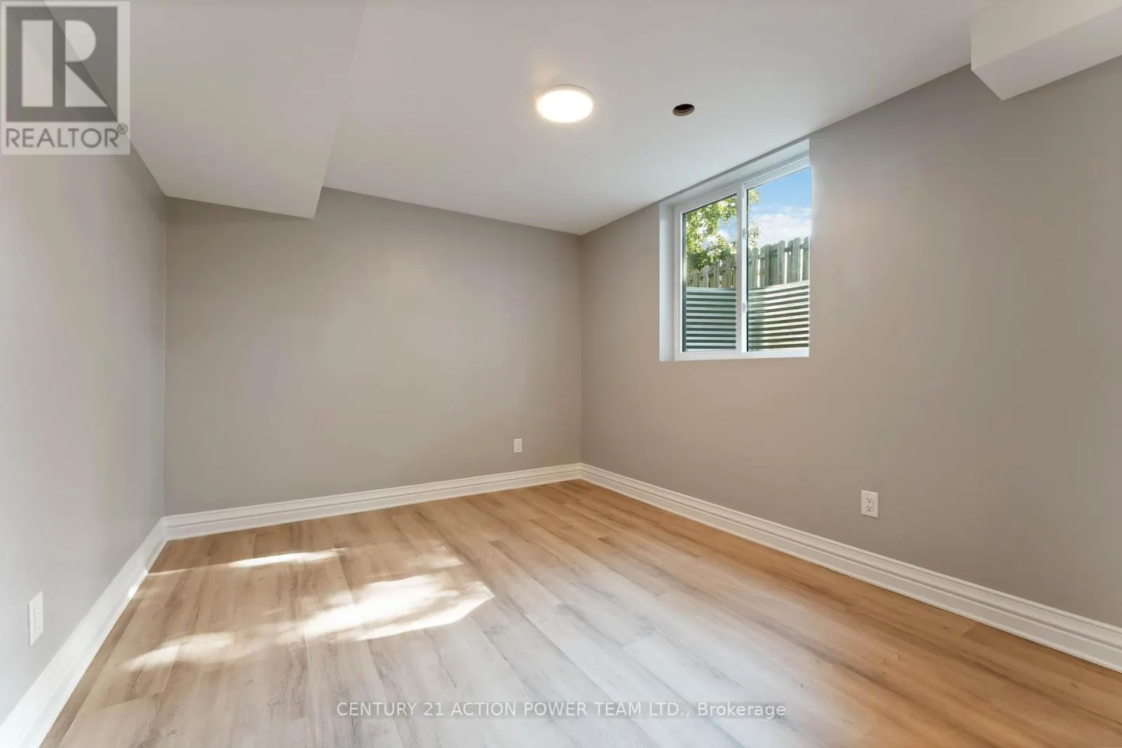 B - 427 GRASSLAND TERRACE