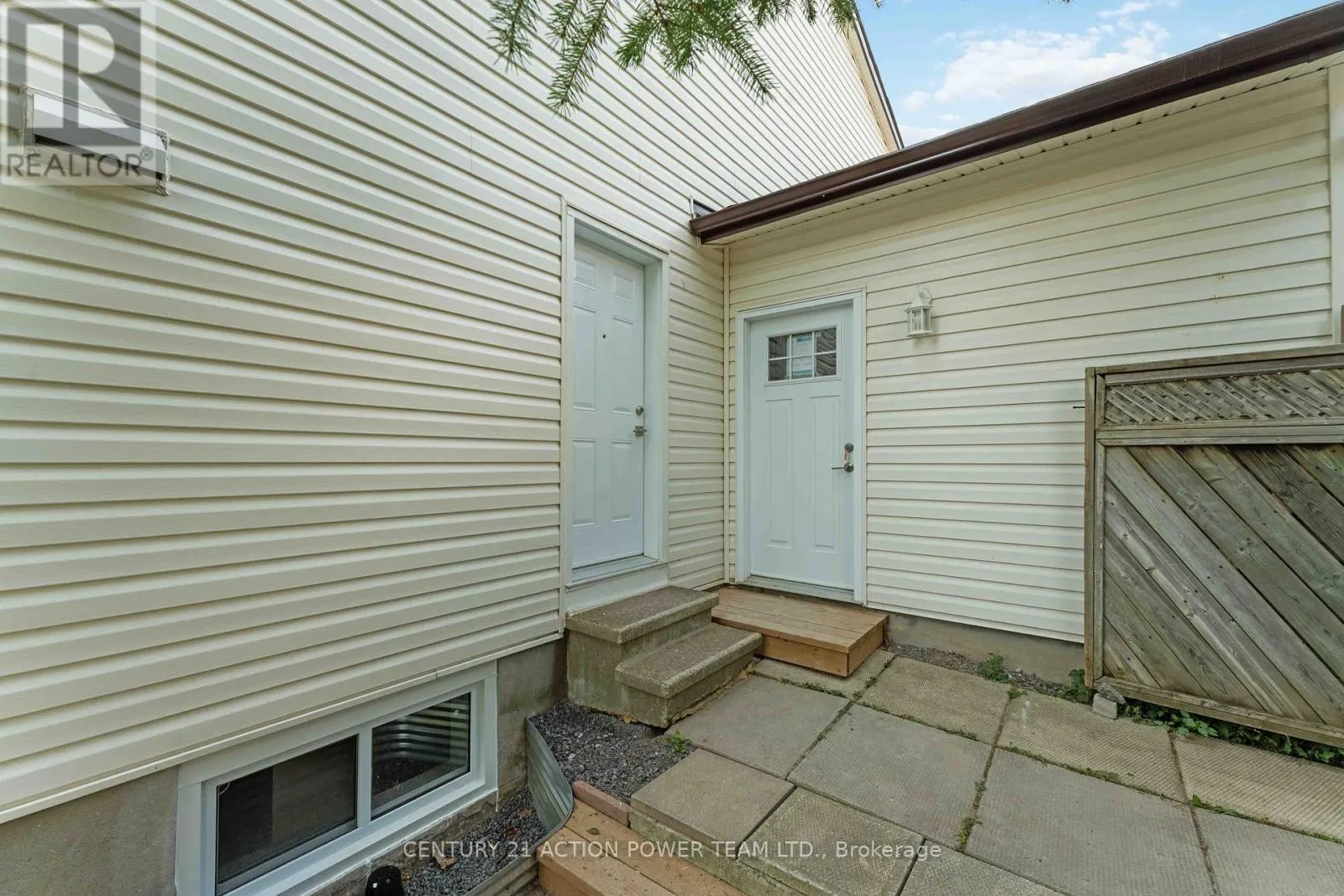 B - 427 GRASSLAND TERRACE