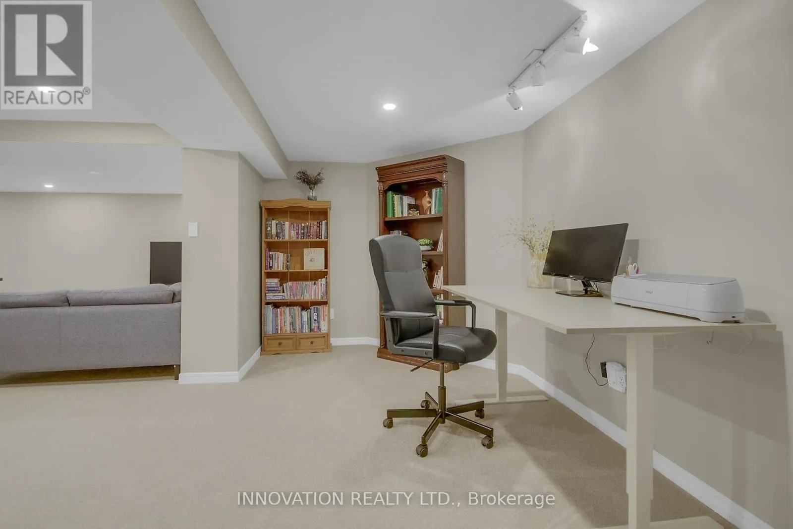 76 CHICKASAW CRESCENT