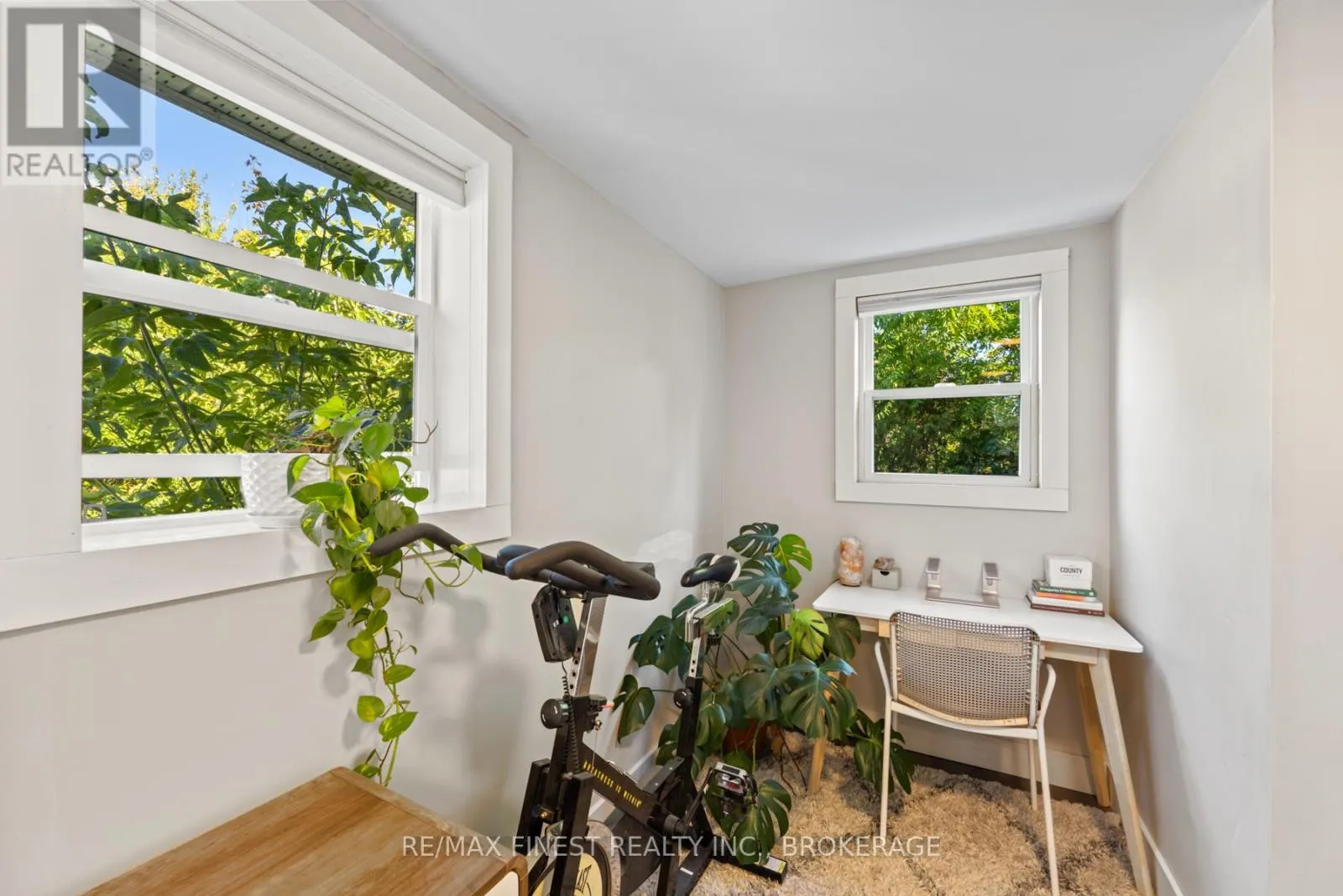 6 REDAN STREET