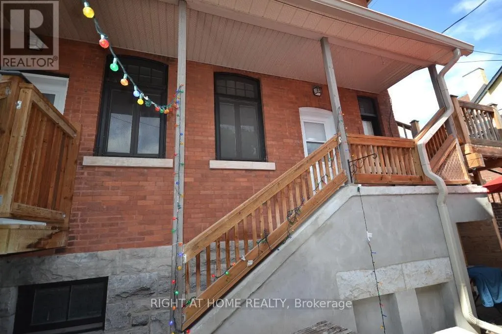 101 - 17 MARLBOROUGH AVENUE
