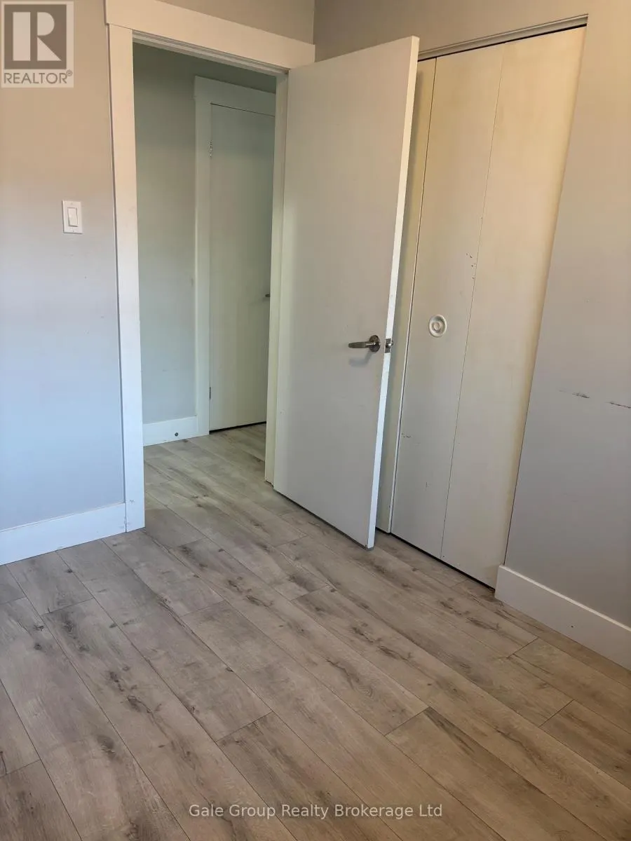 A - UPPER LEVEL - 131 KINZIE AVENUE