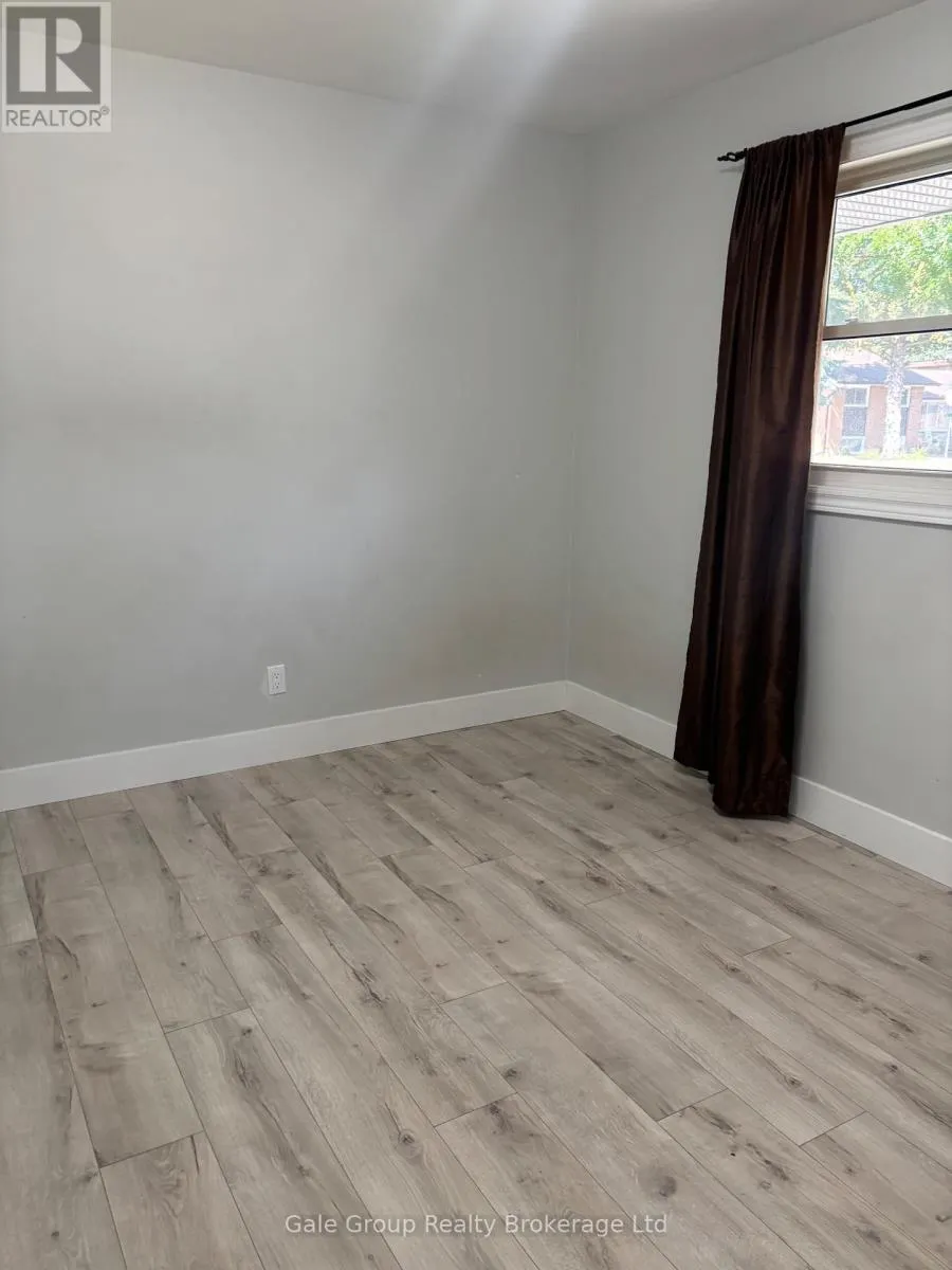 A - UPPER LEVEL - 131 KINZIE AVENUE