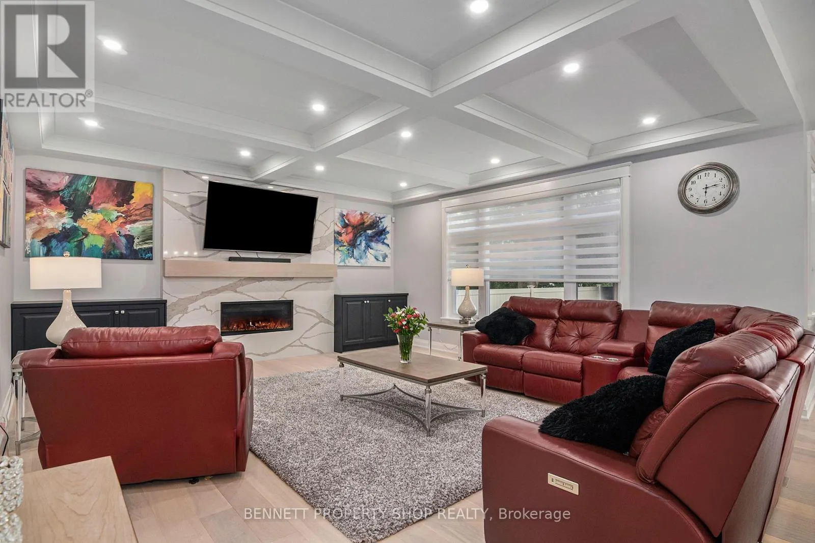 10 WESTWOOD DRIVE
