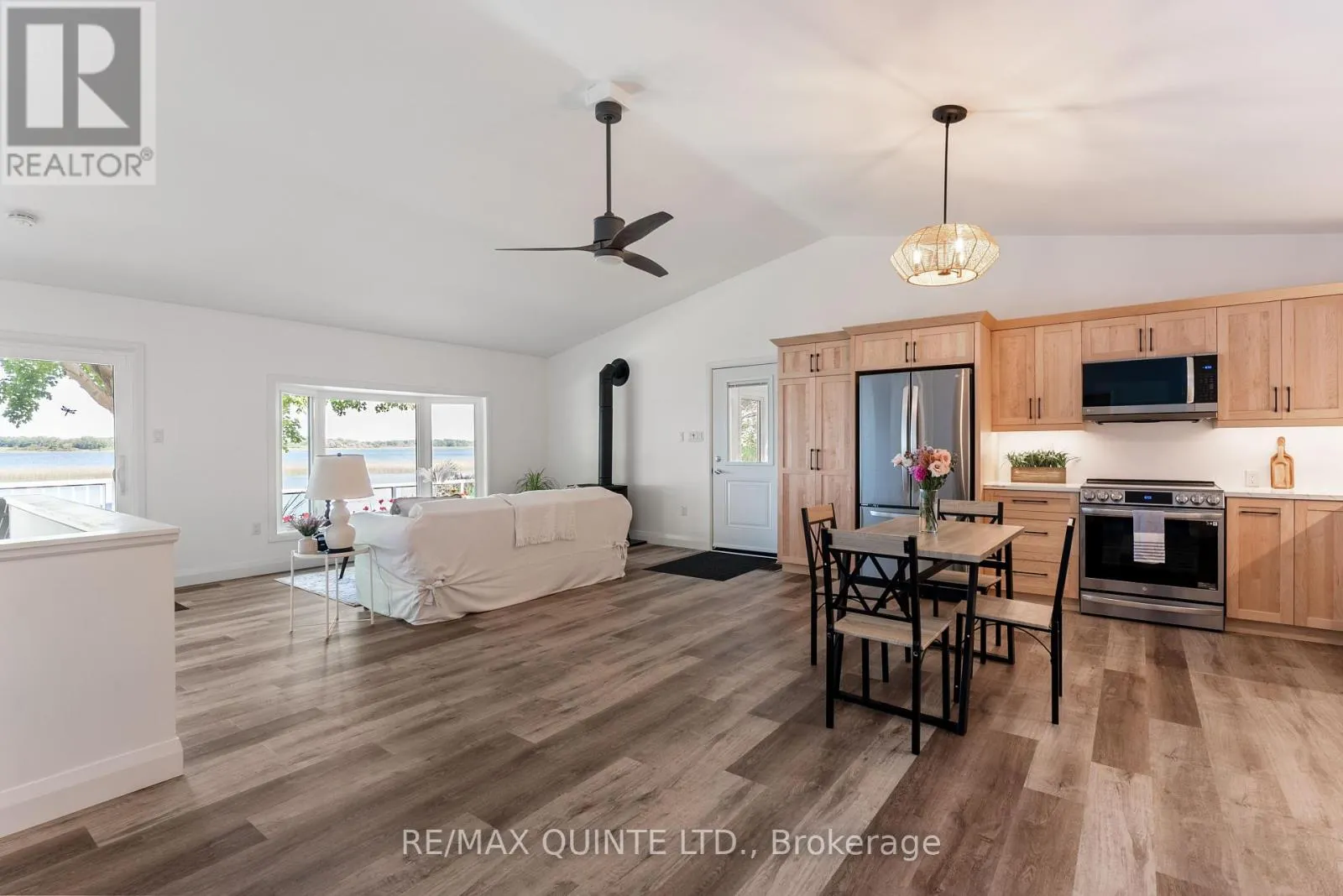 89 CURRY LANE