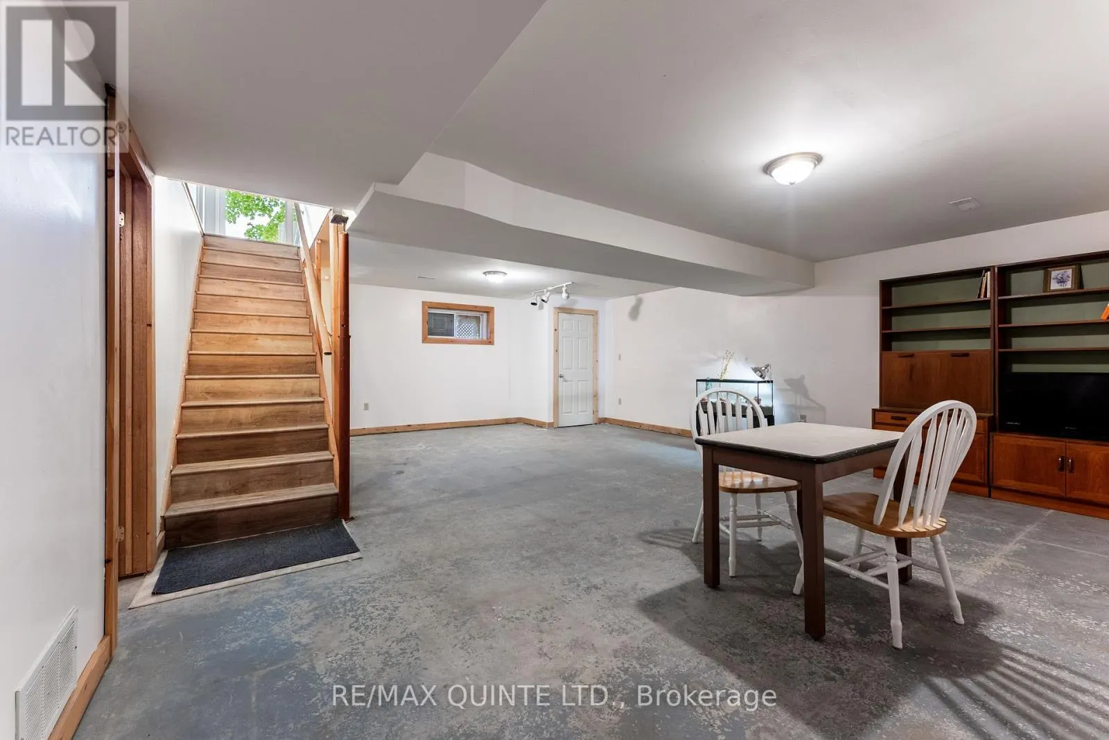 89 CURRY LANE