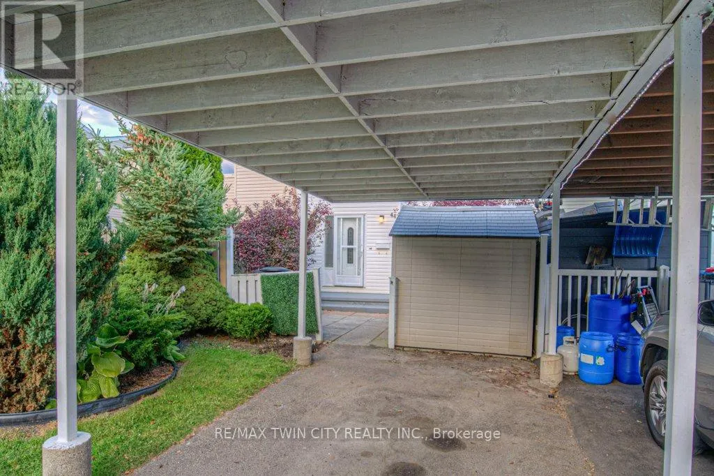 44 FROBISHER COURT