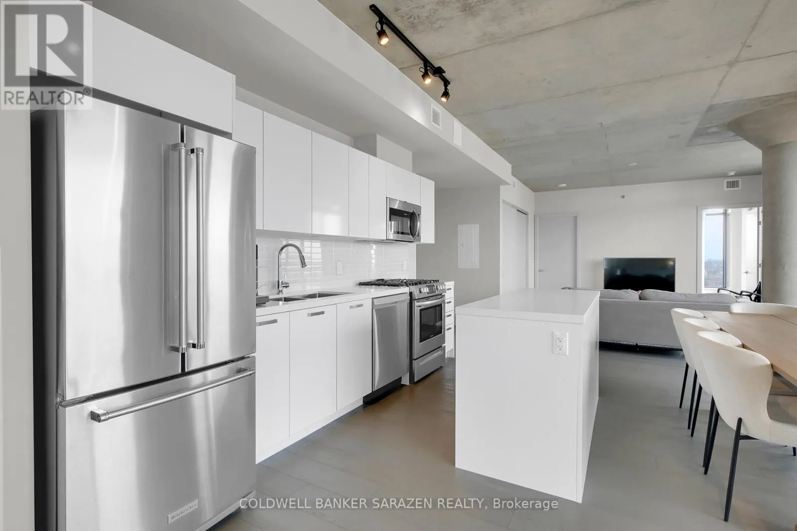 1407 - 203 CATHERINE STREET