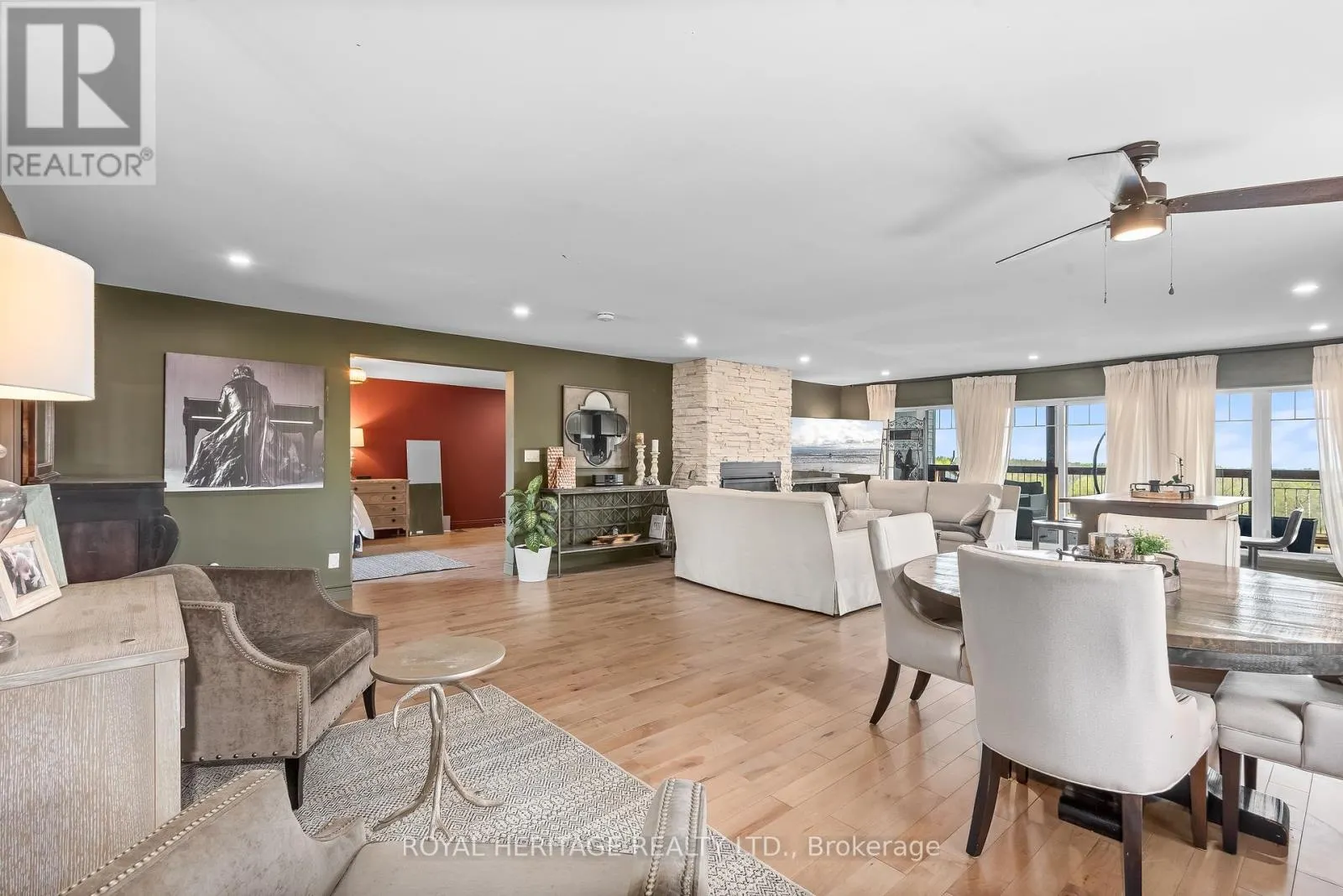 150 LONG REACH ROAD