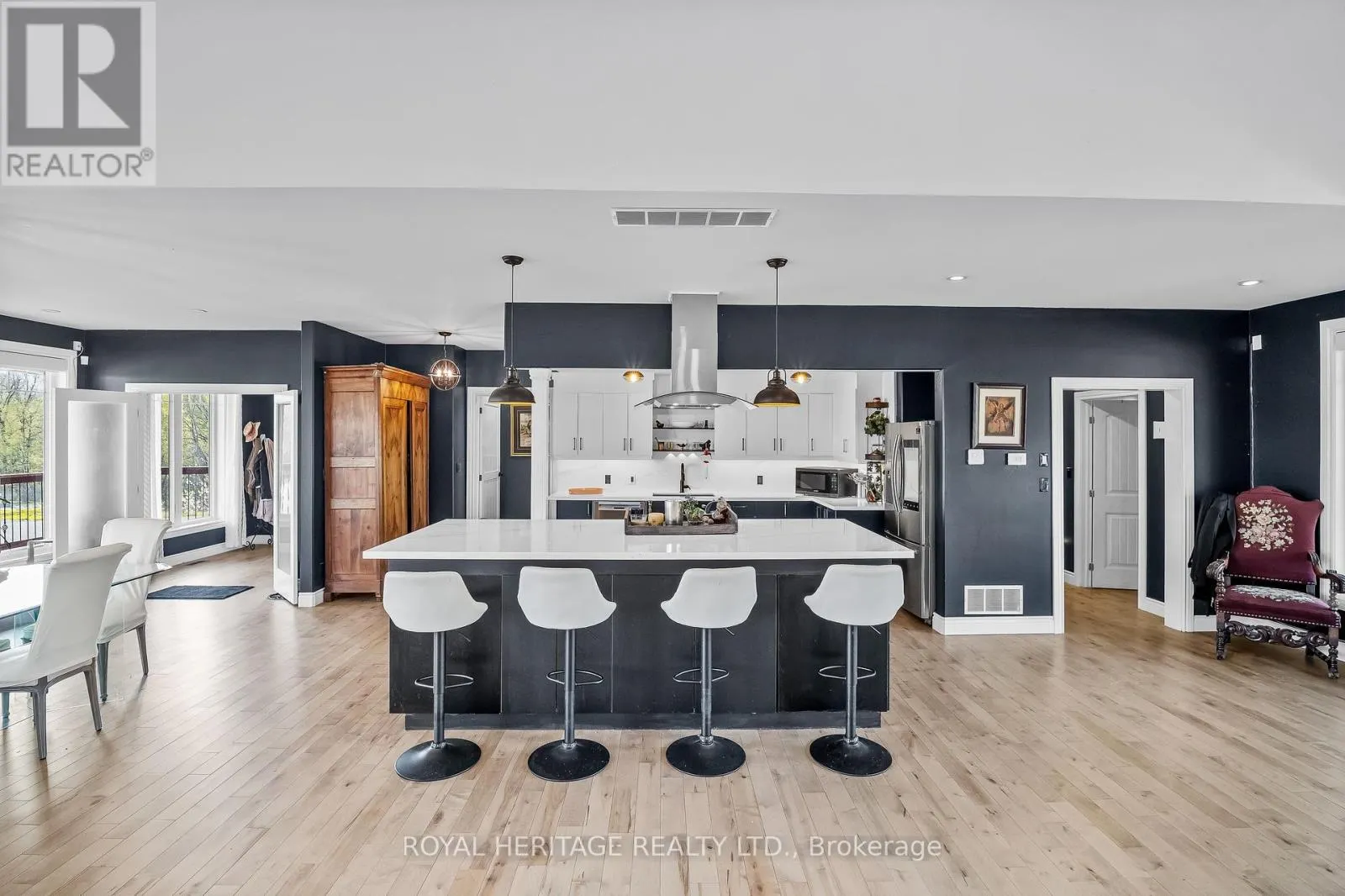 150 LONG REACH ROAD