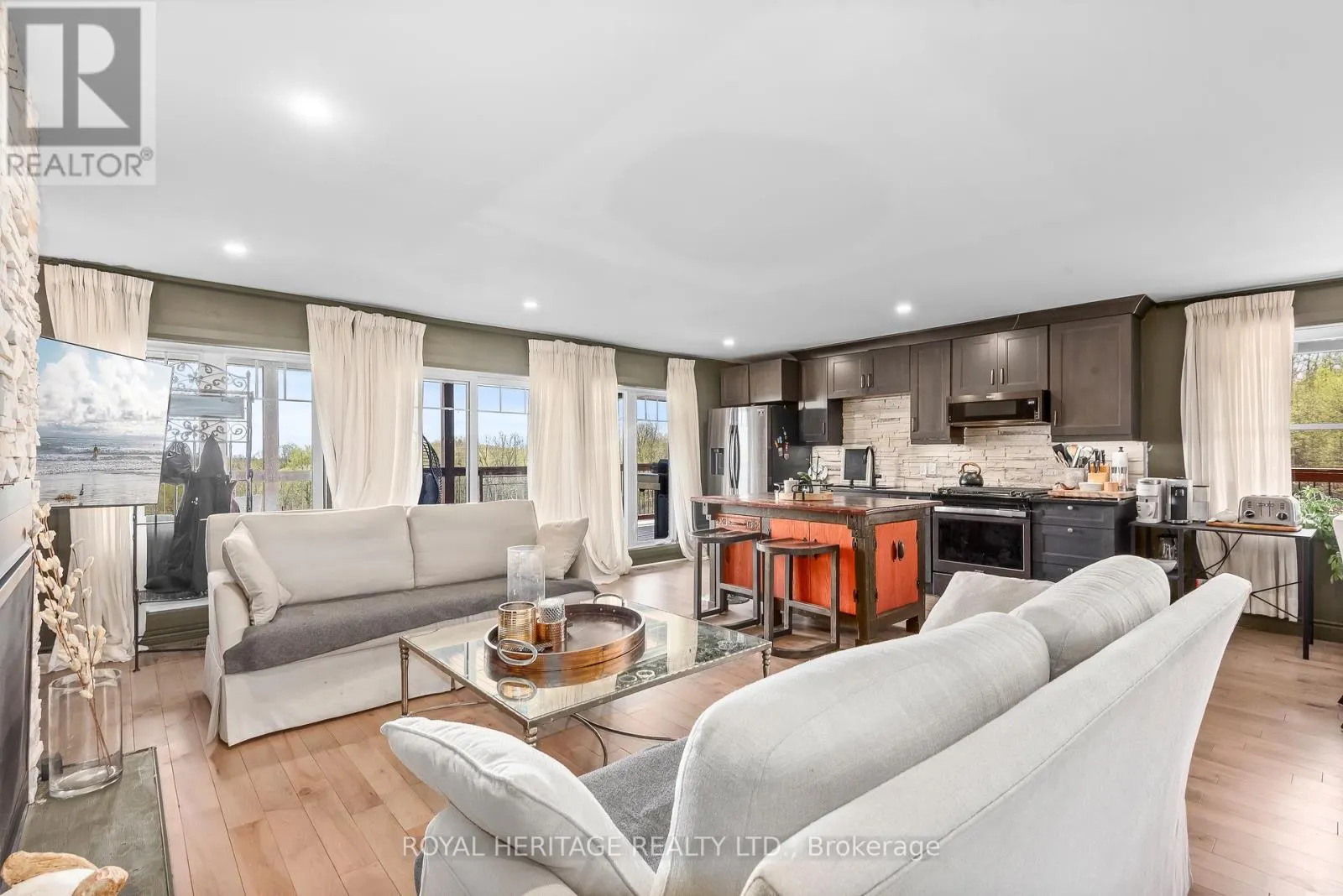 150 LONG REACH ROAD