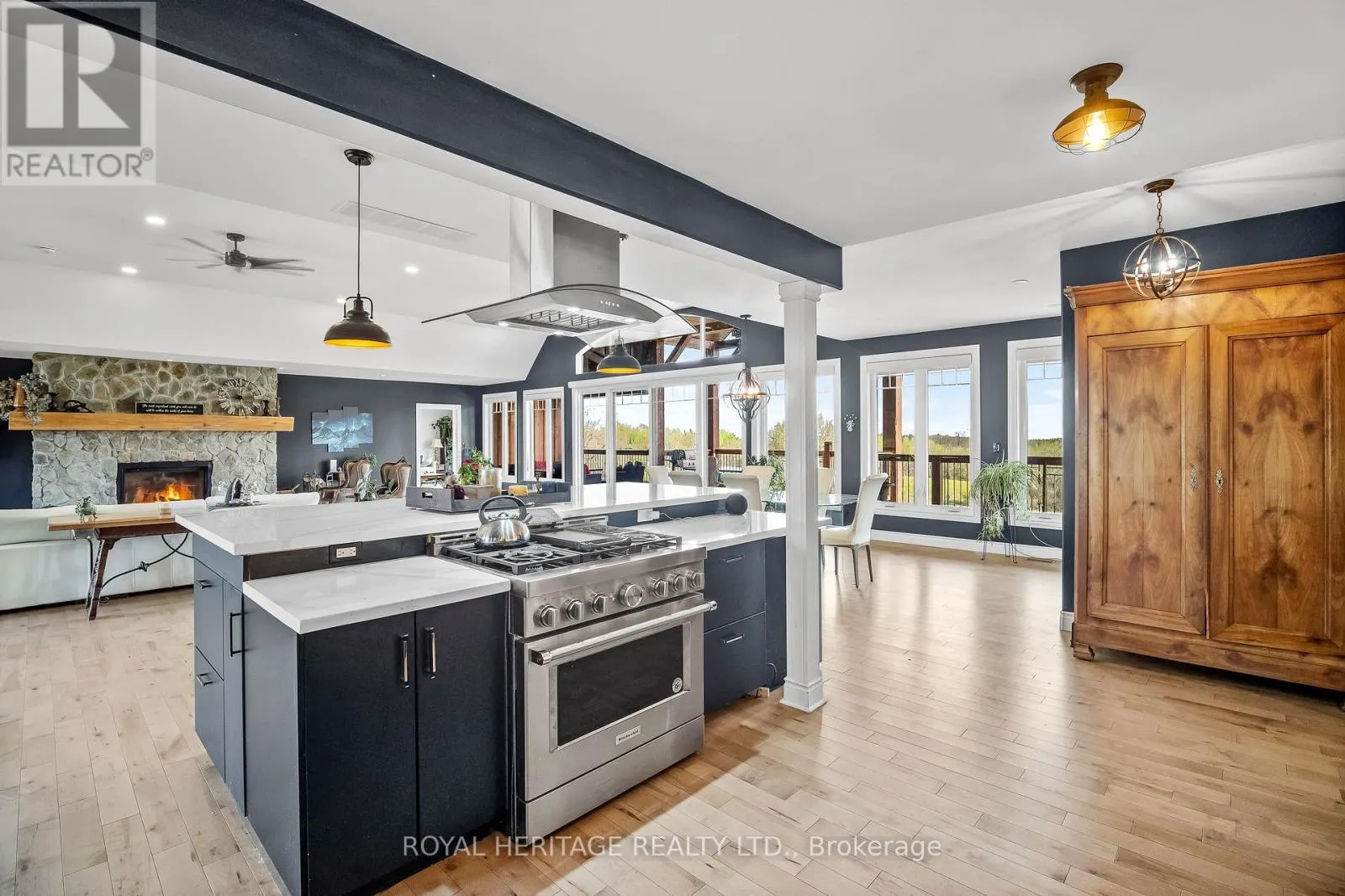 150 LONG REACH ROAD