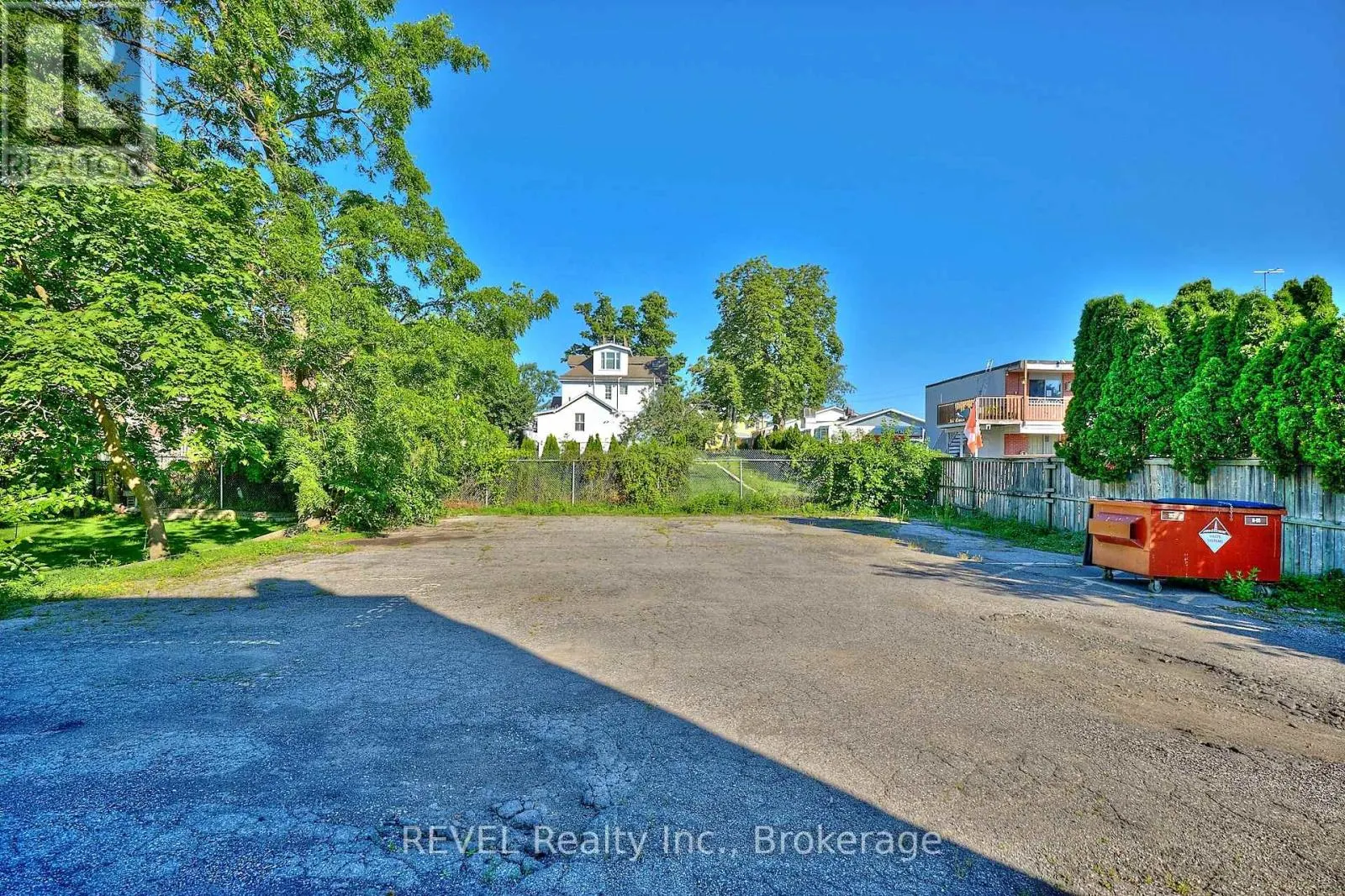 3865 FRONT STREET
