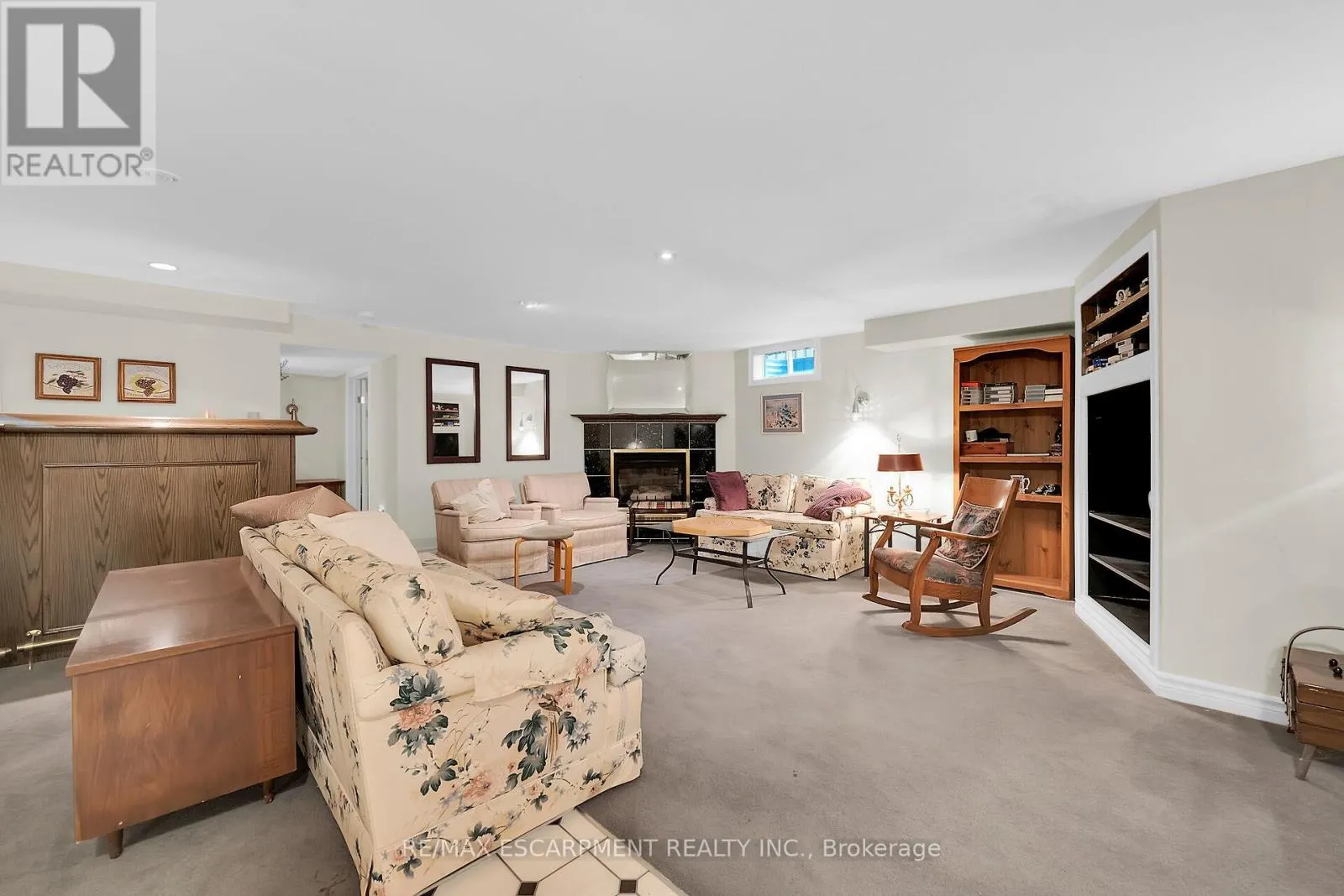 18 MCMASTER DRIVE