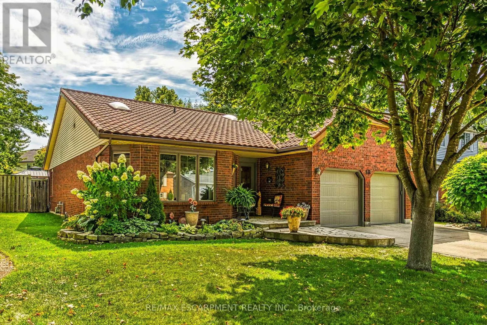 18 MCMASTER DRIVE