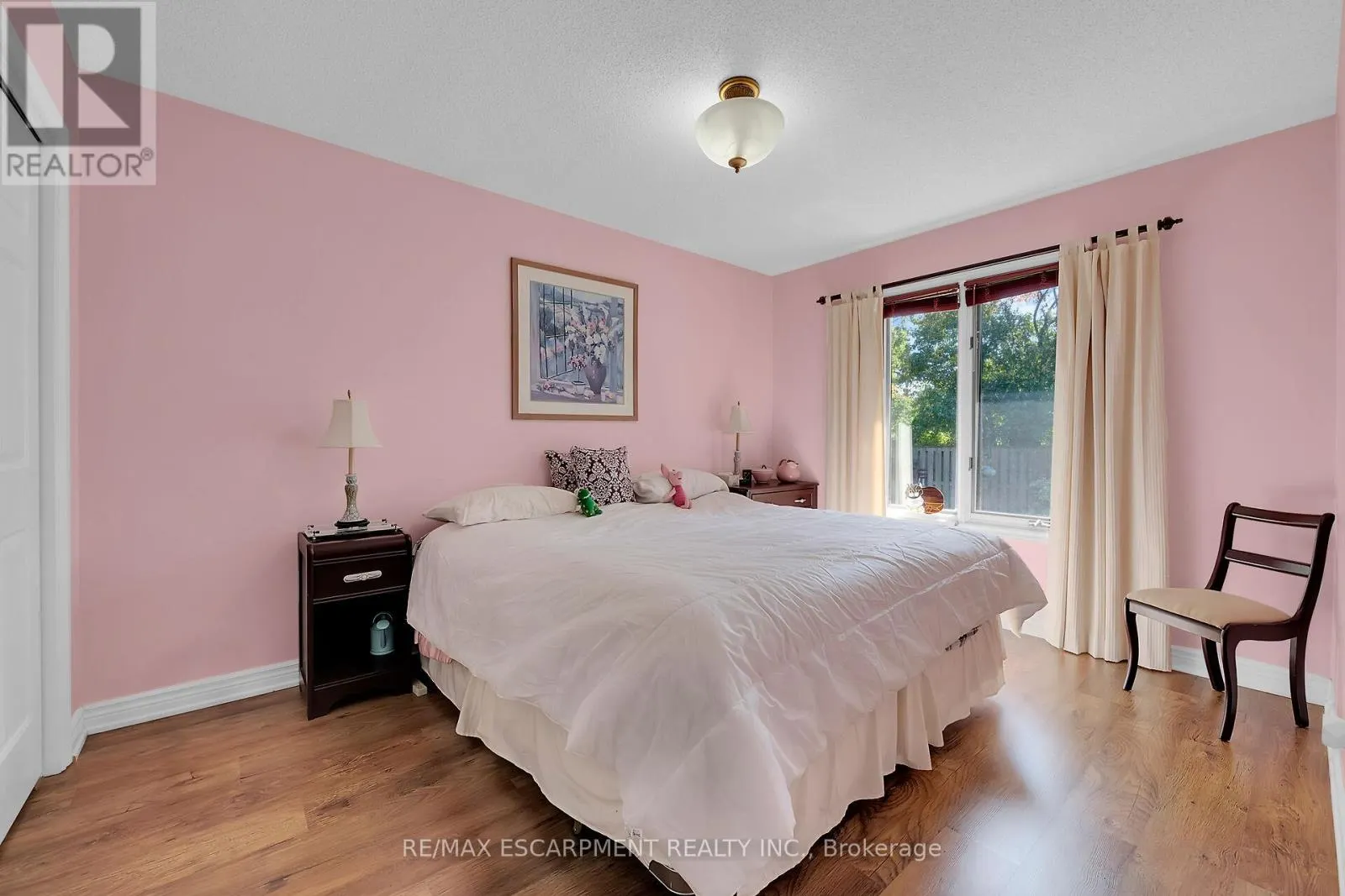 18 MCMASTER DRIVE