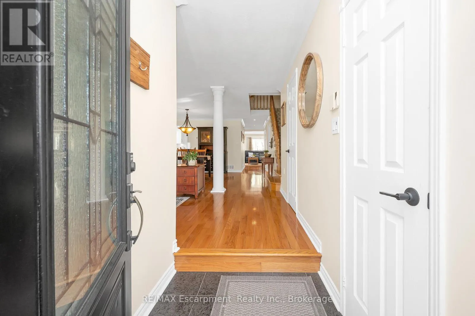 22 WATERFORD CRESCENT