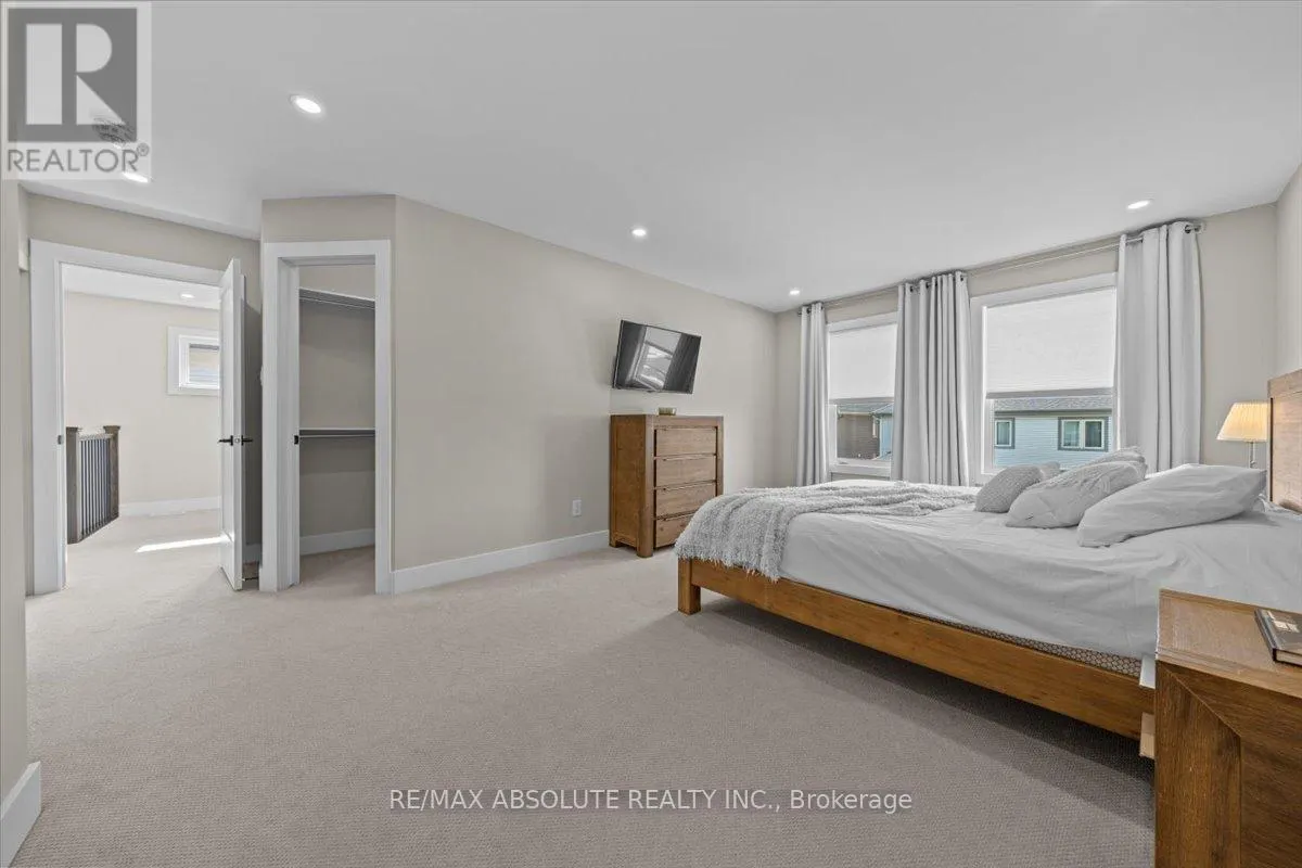 332 HALIBURTON HEIGHTS