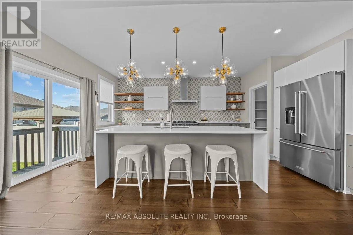 332 HALIBURTON HEIGHTS