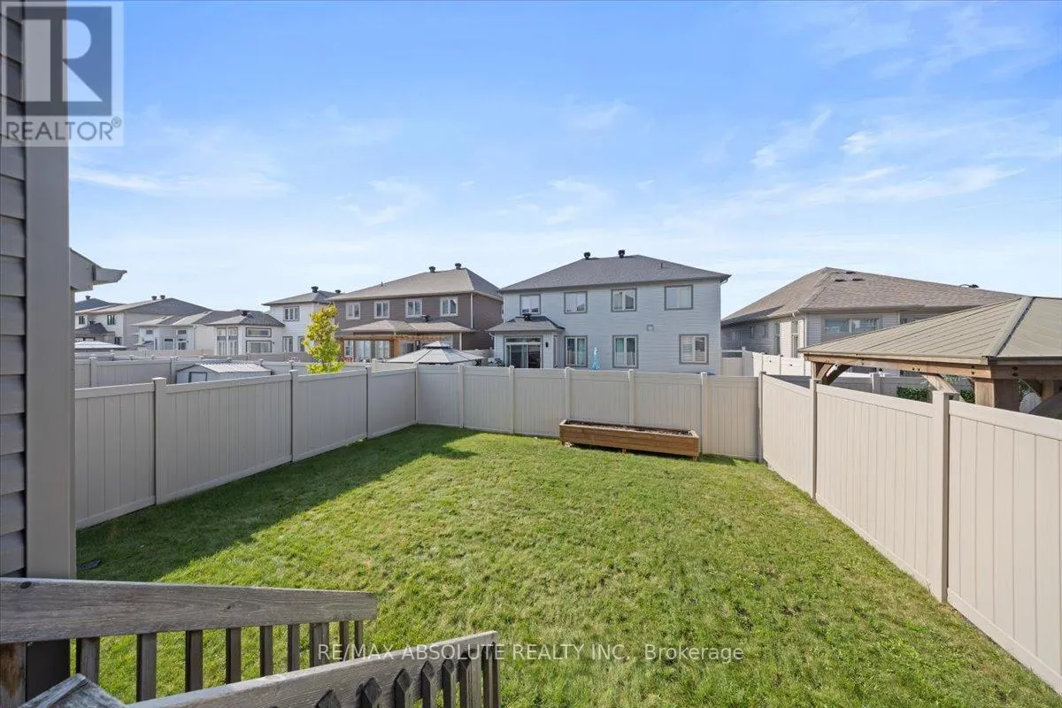 332 HALIBURTON HEIGHTS