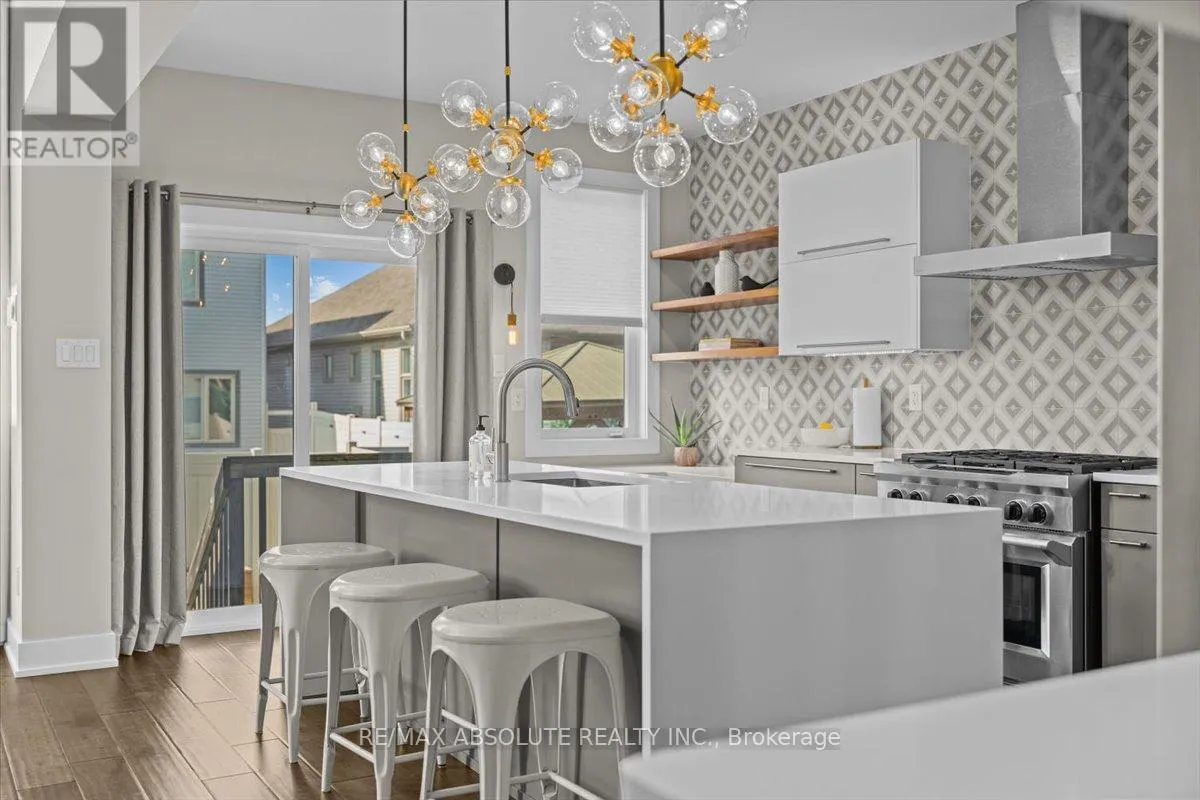 332 HALIBURTON HEIGHTS