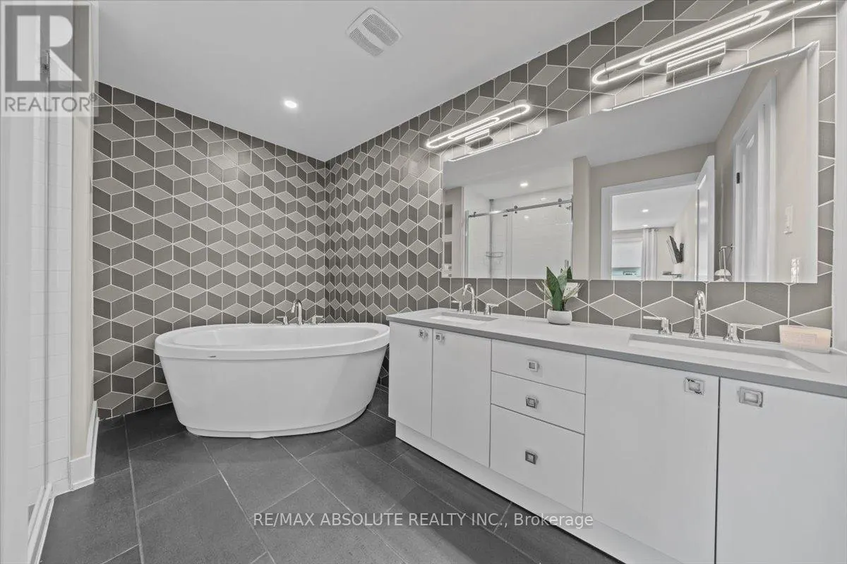 332 HALIBURTON HEIGHTS