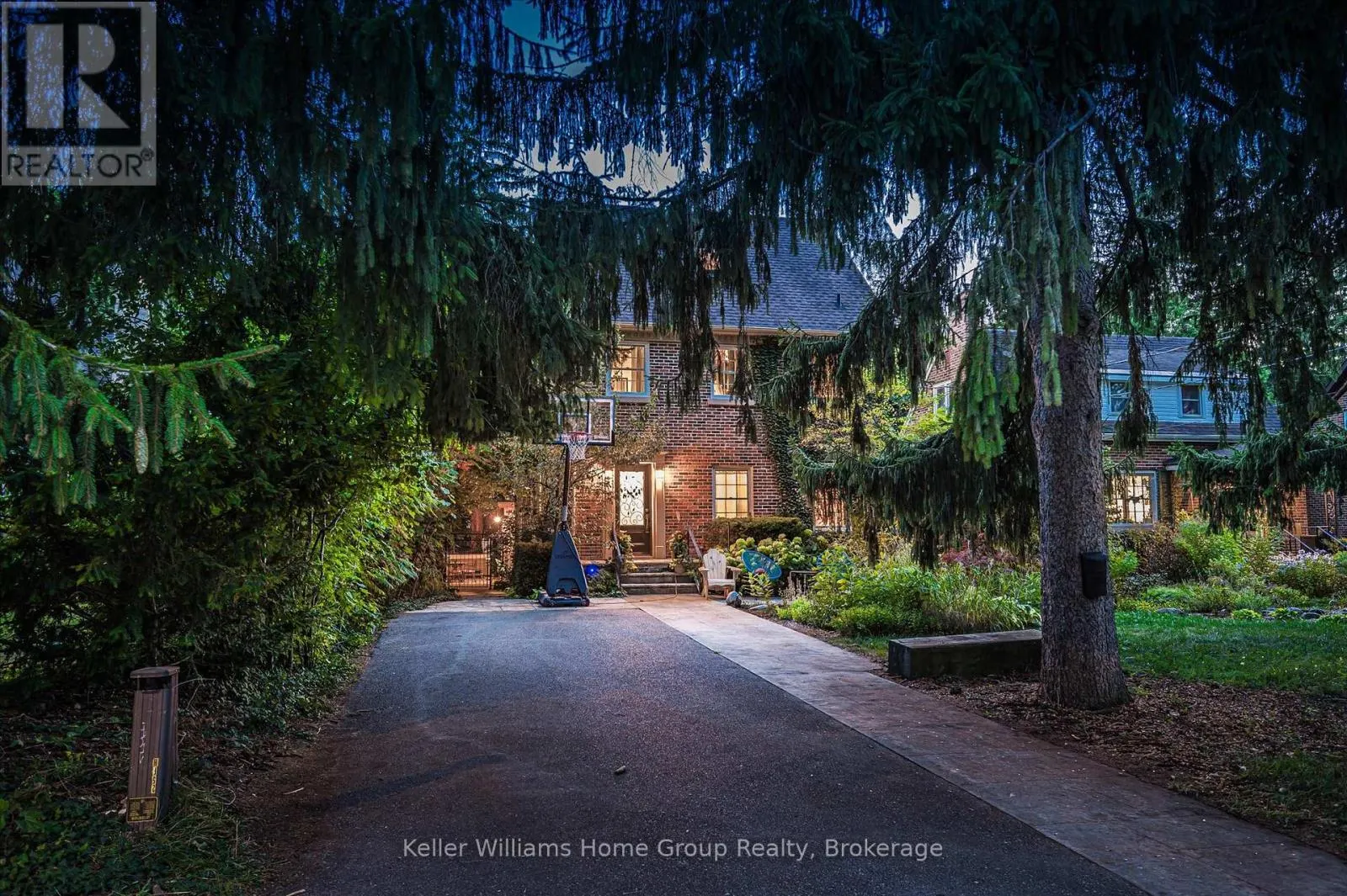 25 FOREST HILL DRIVE