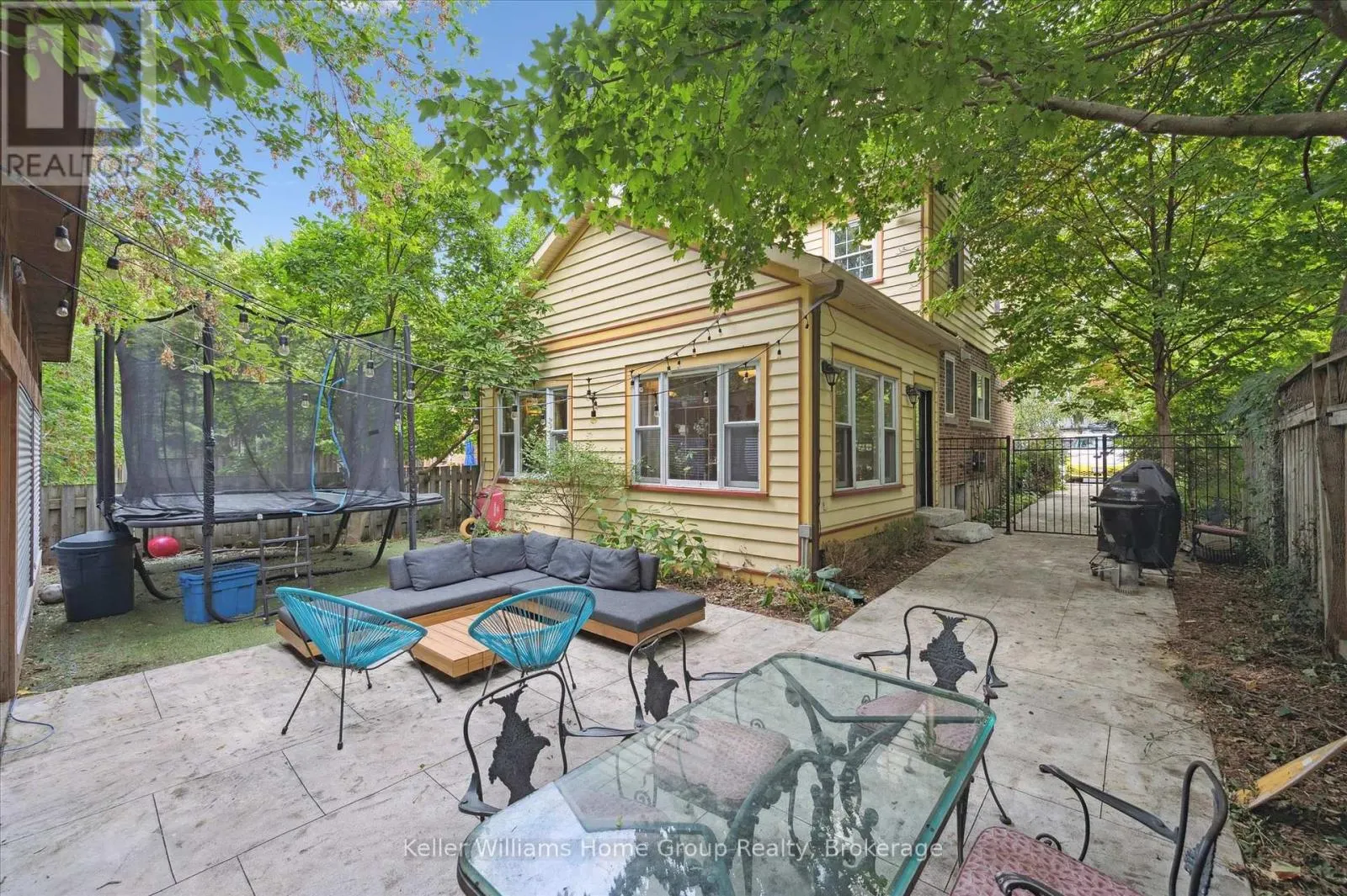 25 FOREST HILL DRIVE