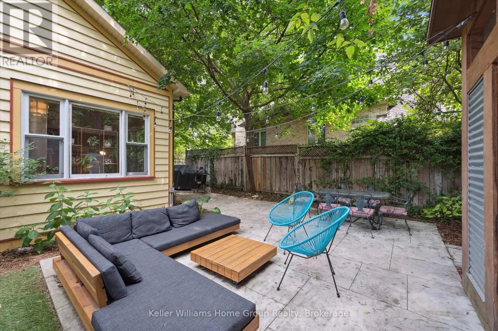 25 FOREST HILL DRIVE