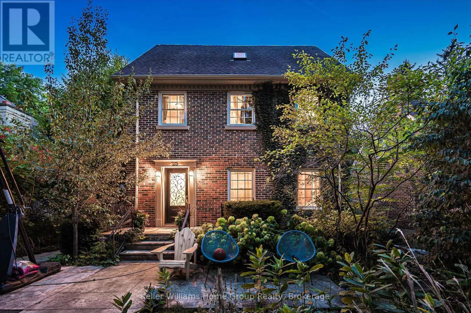 25 FOREST HILL DRIVE