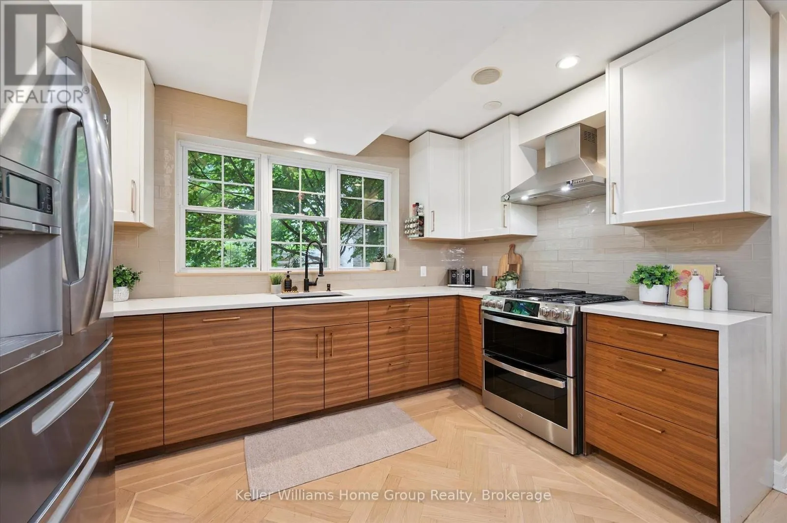 25 FOREST HILL DRIVE