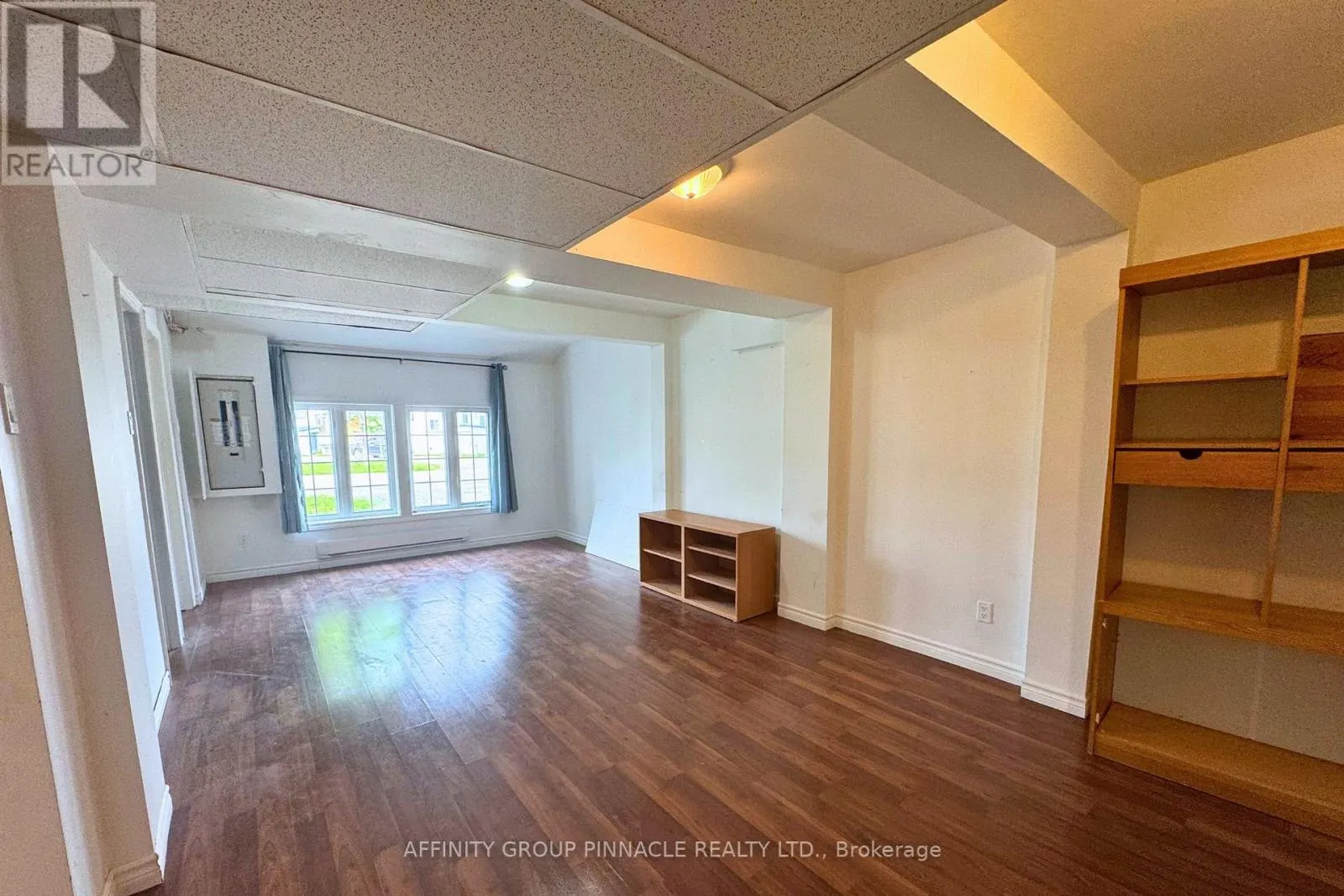 88 ALBERT STREET S